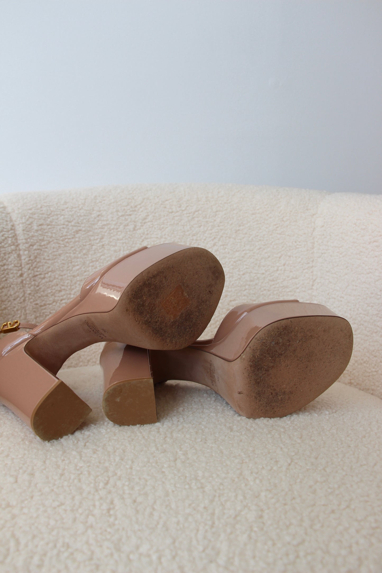 Valentino Garavani 155mm Tan-Go Heels (36)