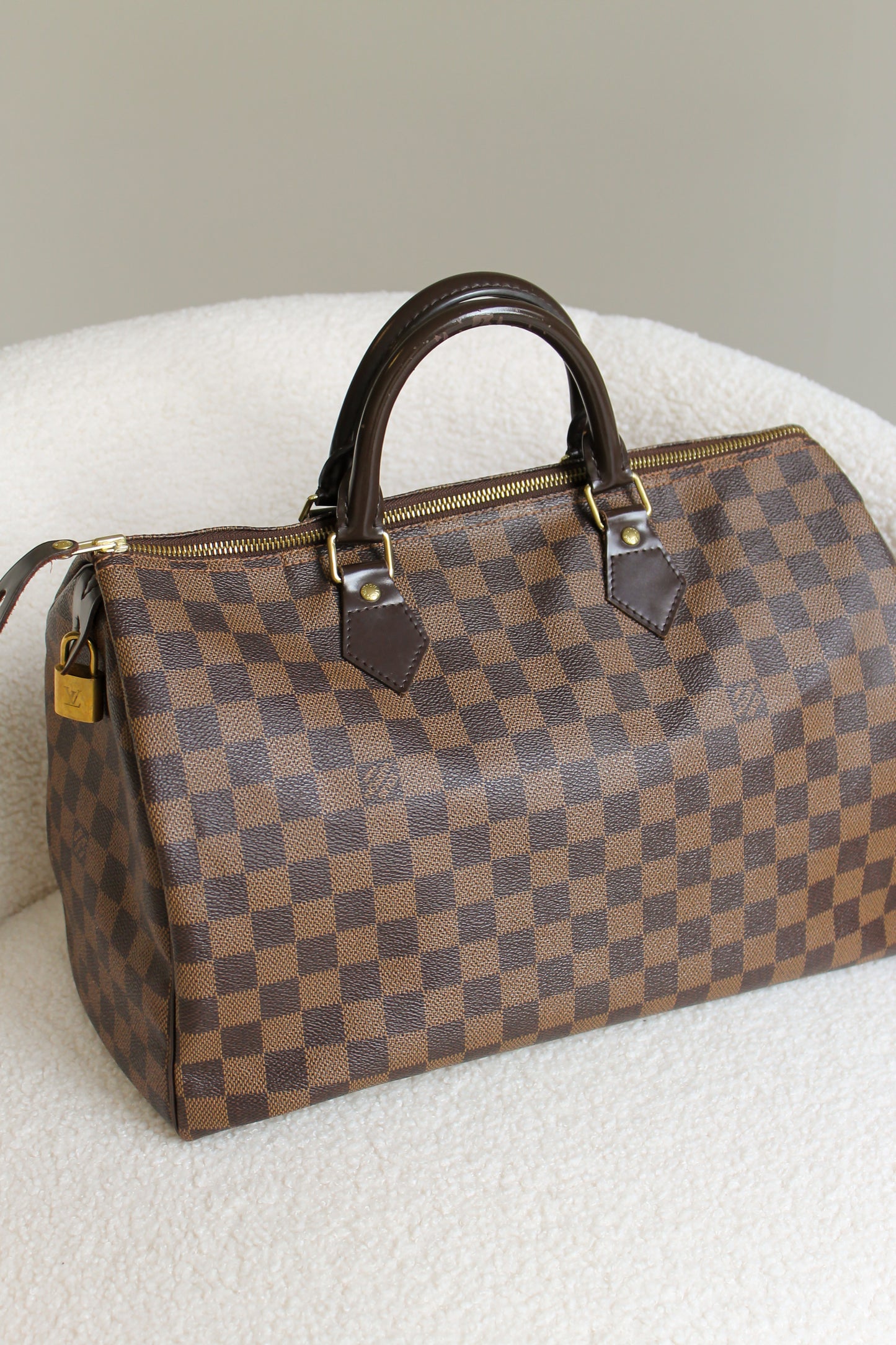 Louis Vuitton Speedy 35