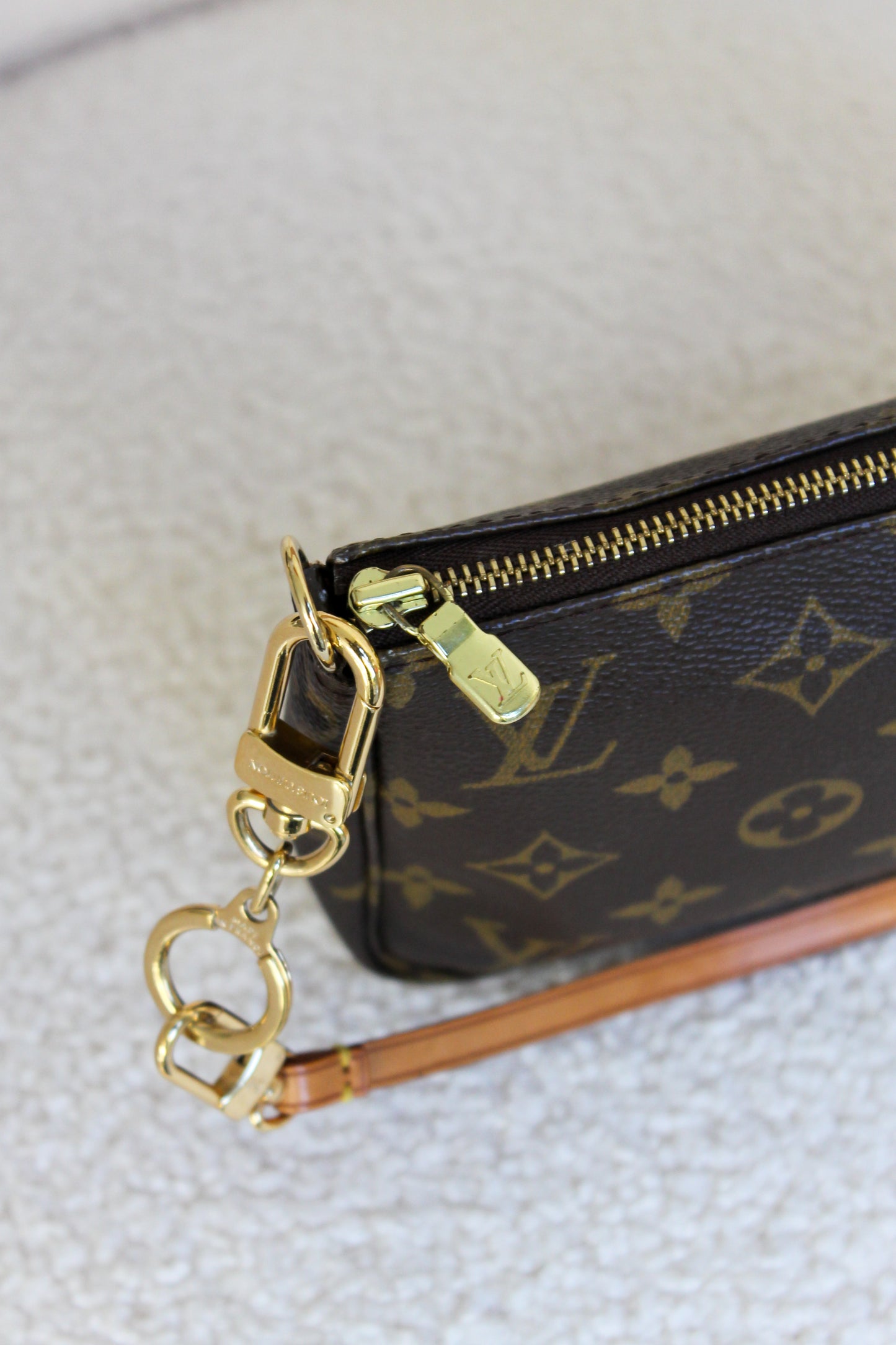 Louis Vuitton Pochette Accessoires
