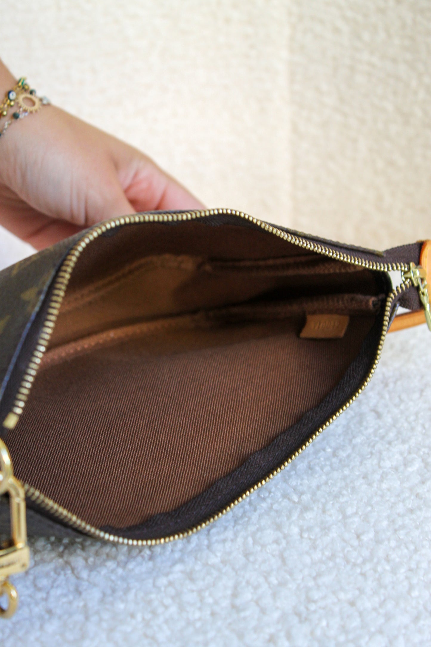 Louis Vuitton Pochette Accessoires