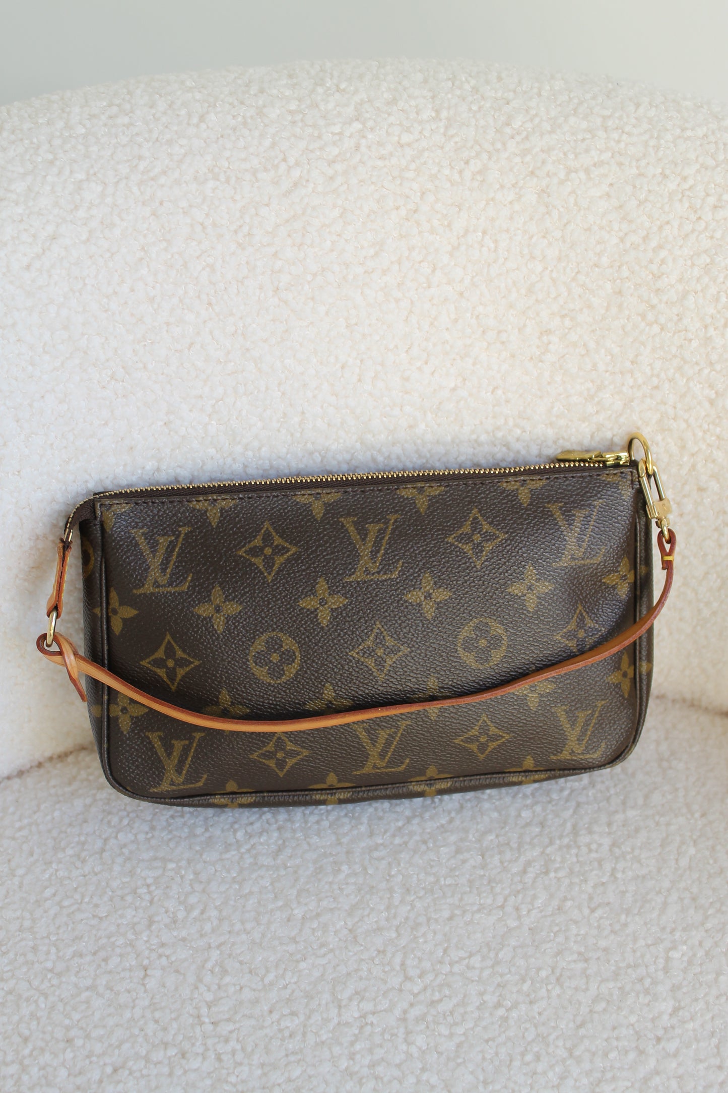 Louis Vuitton Pochette Accessoires