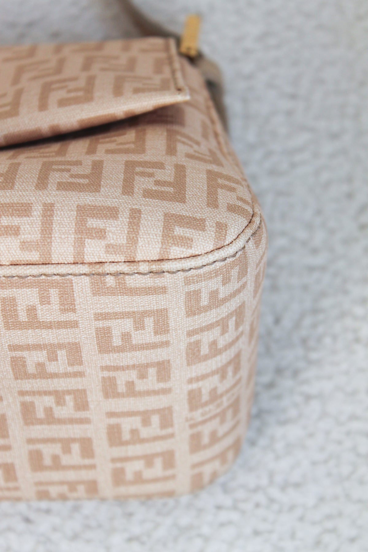 Fendi Pink Zucchino Mamma Baguette Mini