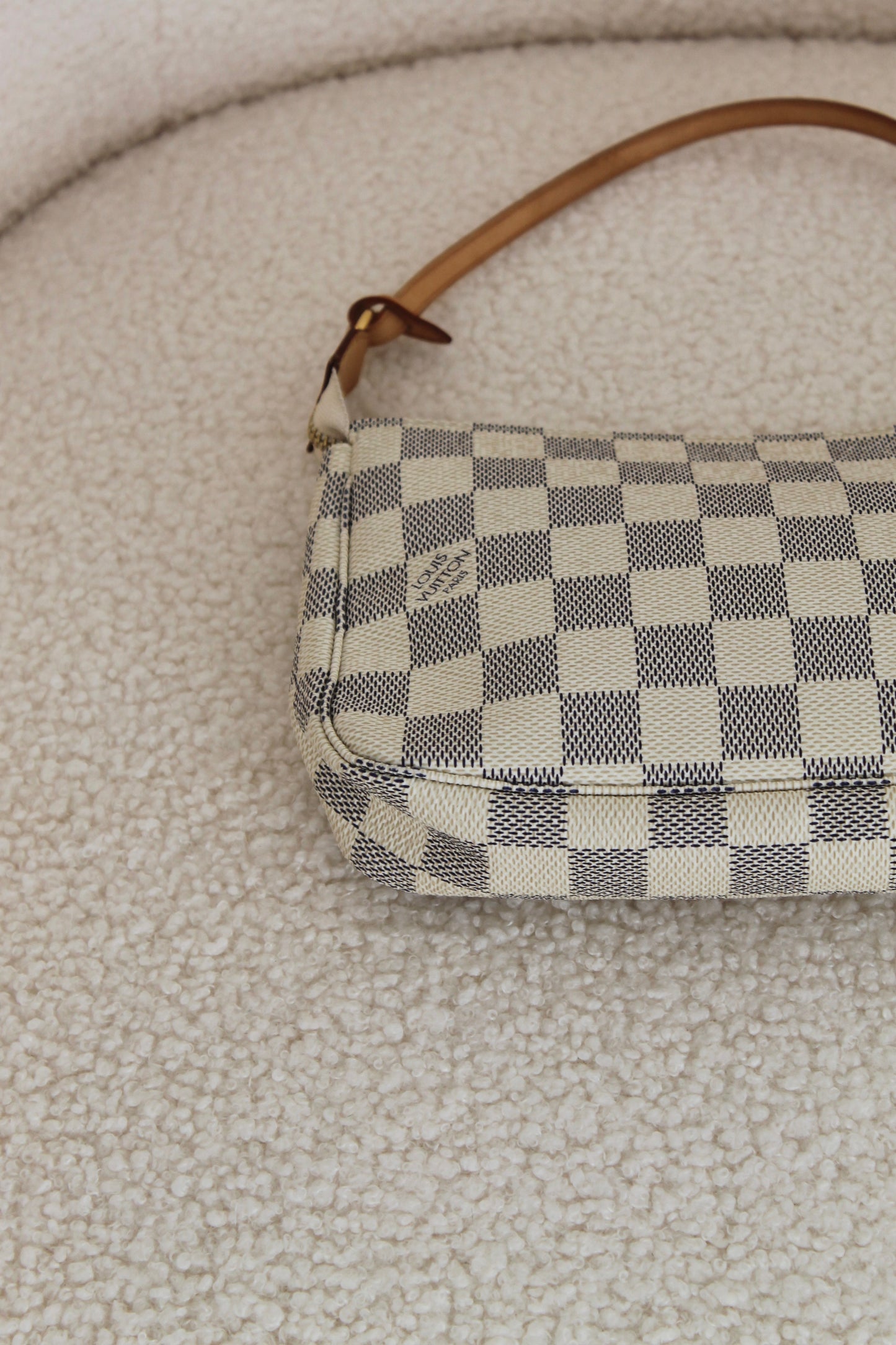 Louis Vuitton Pochette Accessoires