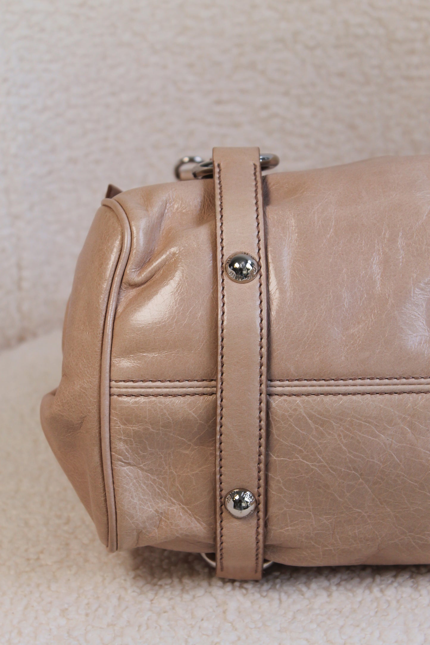 Miu Miu Vitello Shine Bauletto Bow
