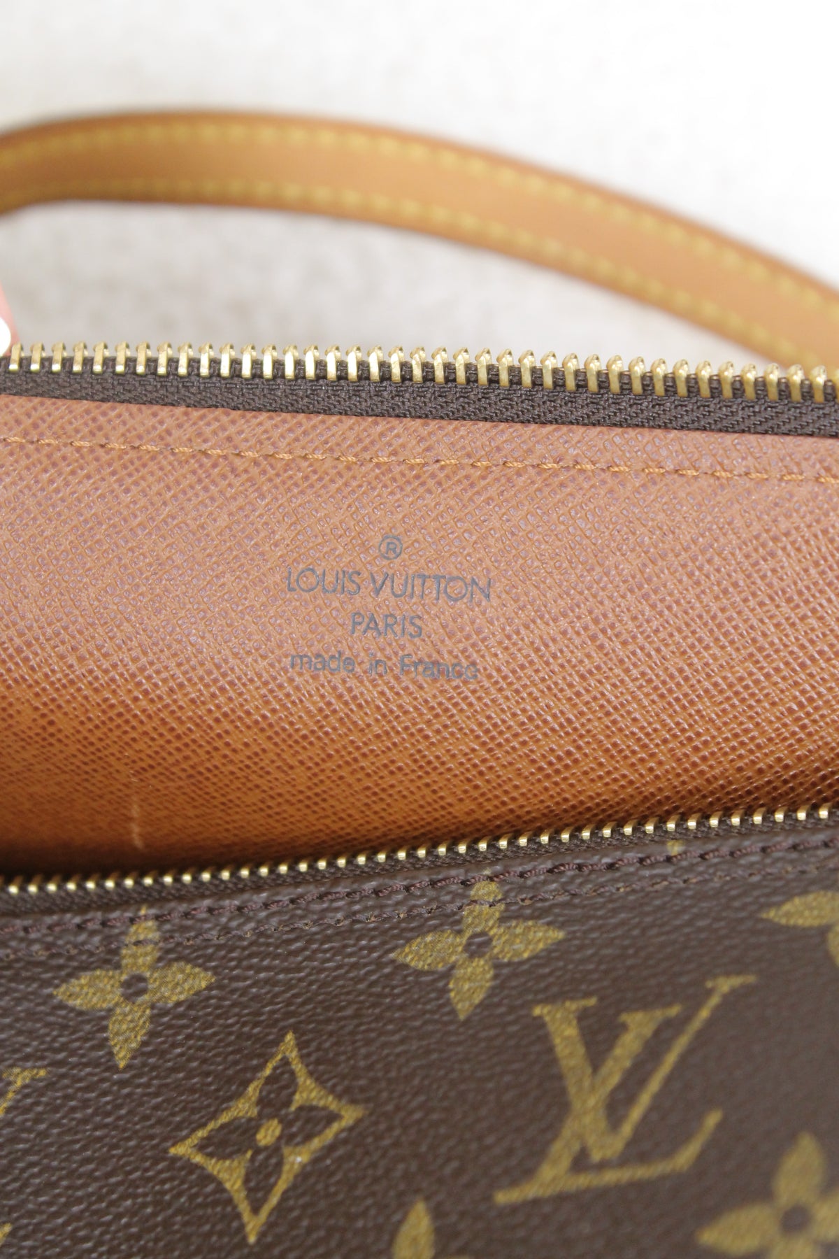 Louis Vuitton Papillon 30