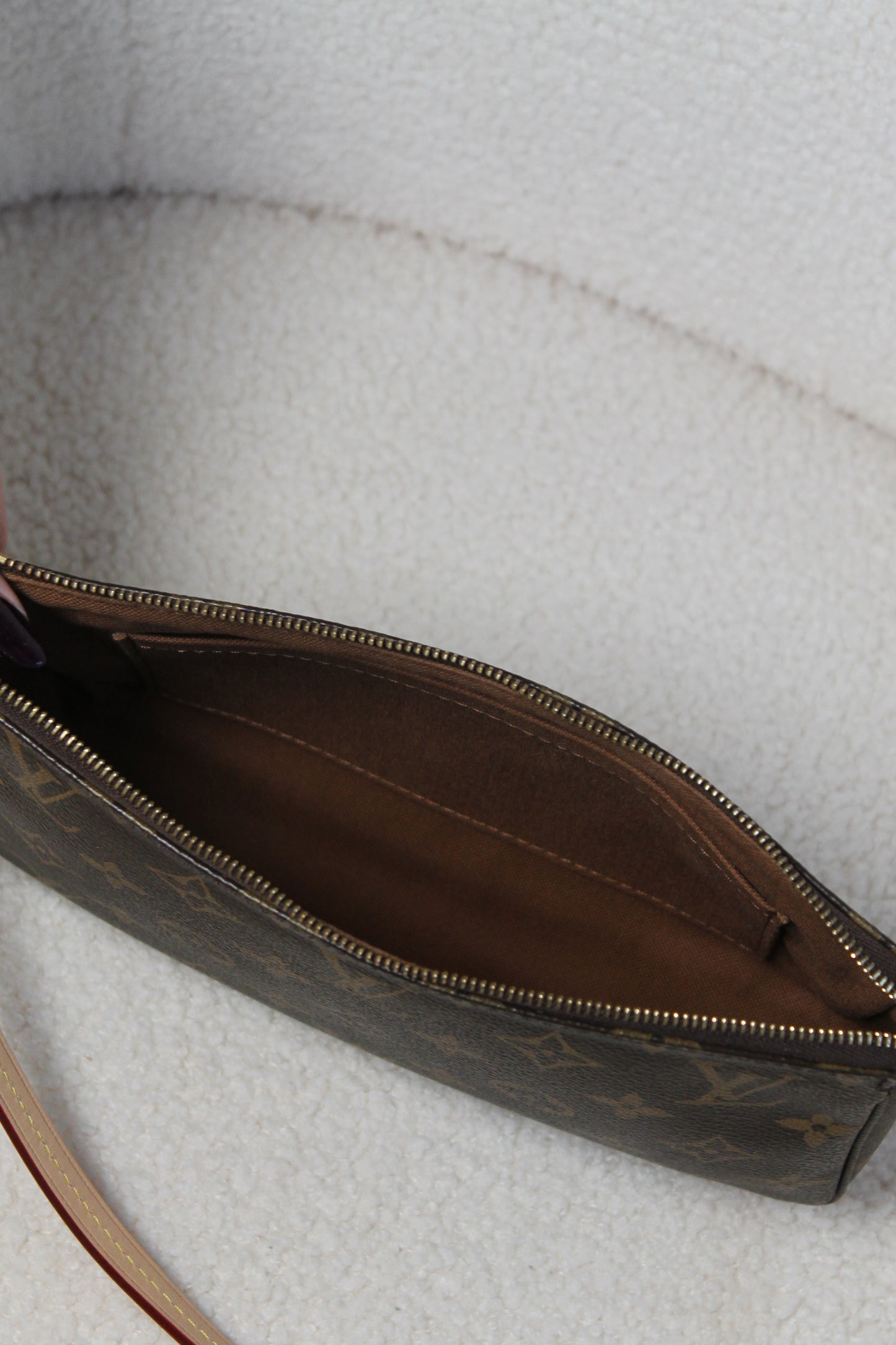 Louis Vuitton Pochette Accessoires NM