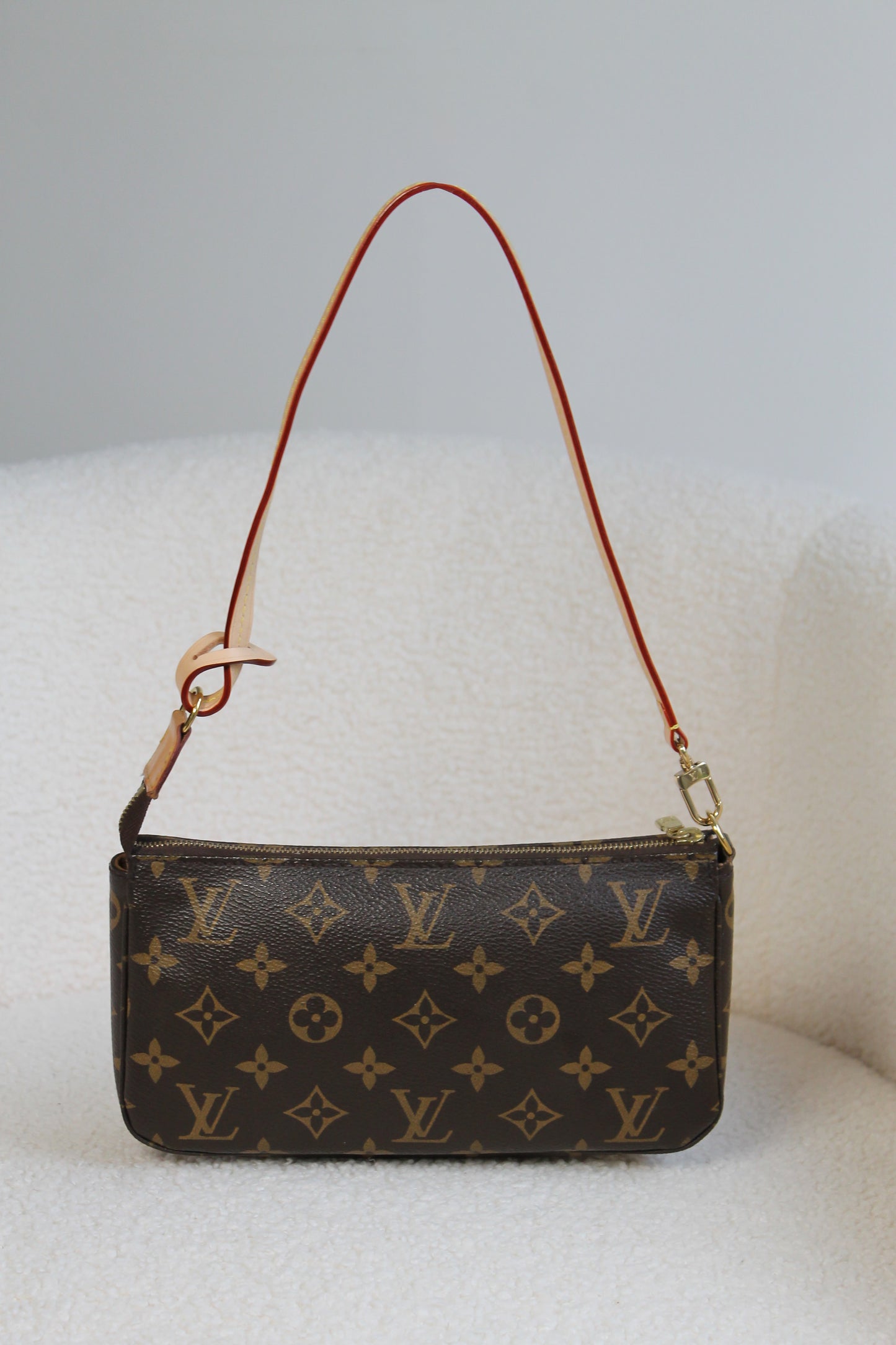 Louis Vuitton Pochette Accessoires NM