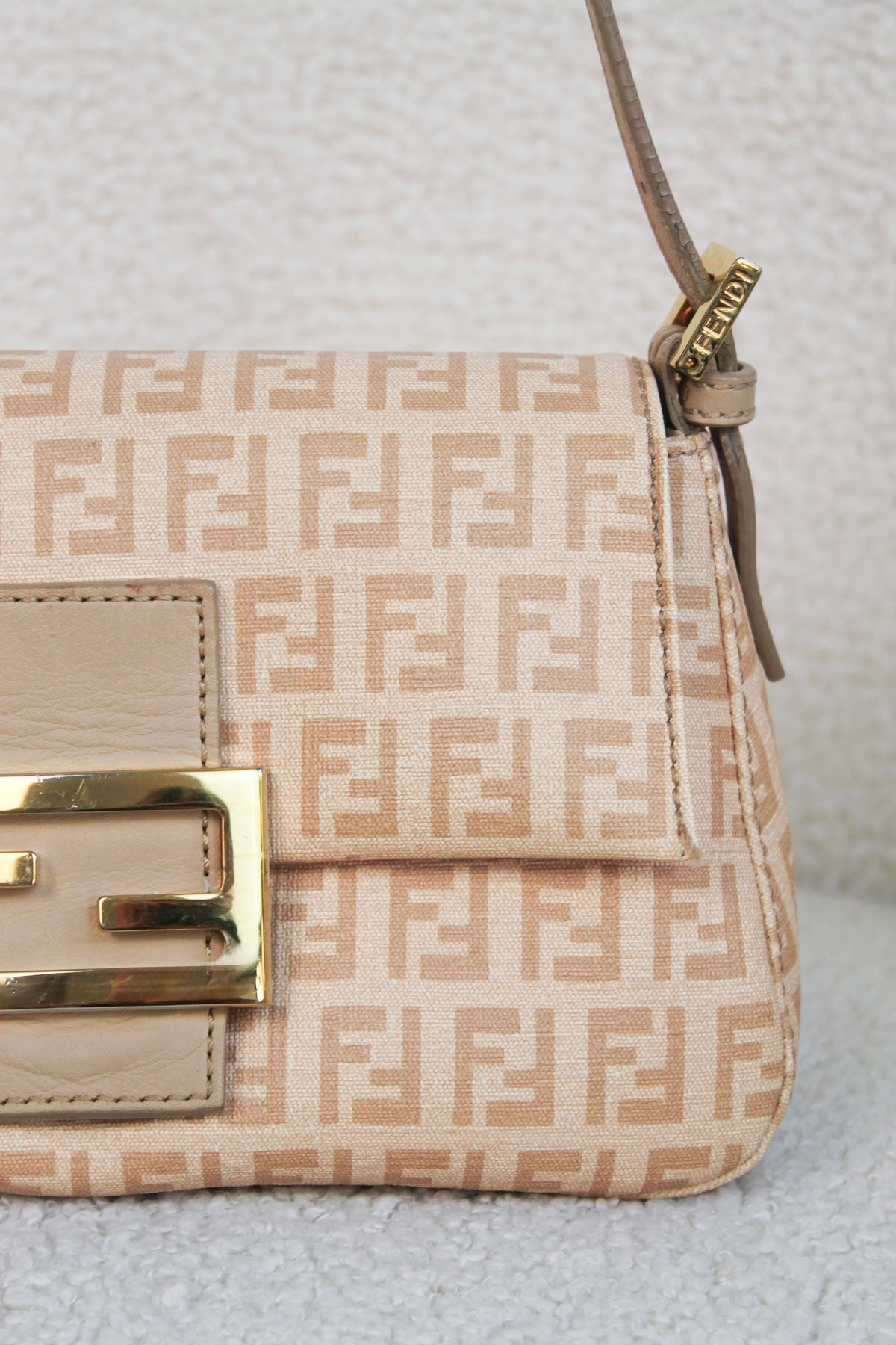 Fendi Pink Zucchino Mamma Baguette Mini