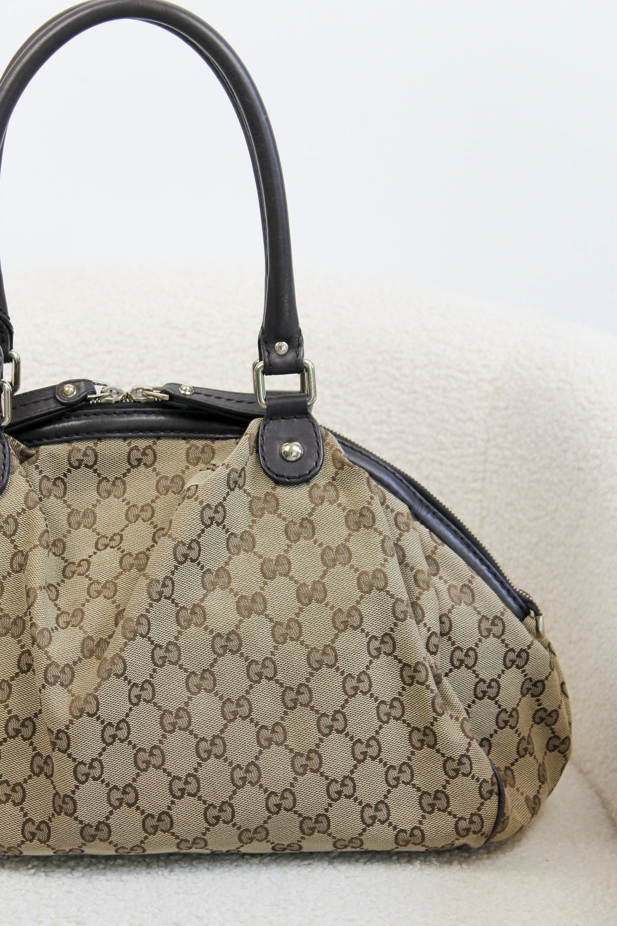 Gucci Sukey Boston