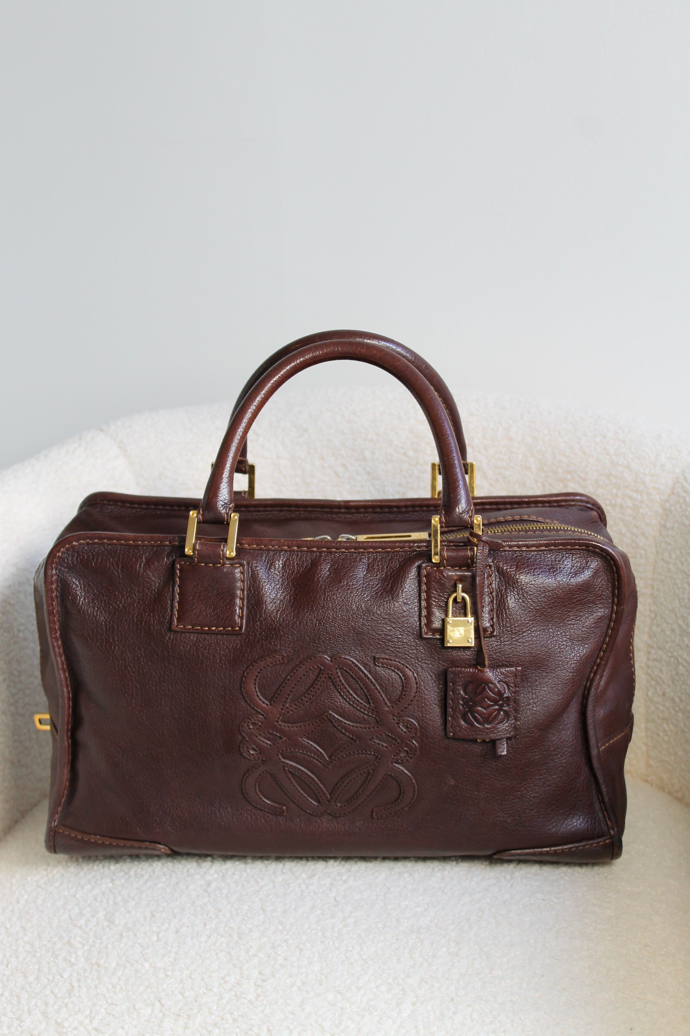 Loewe – L'Archive Bar
