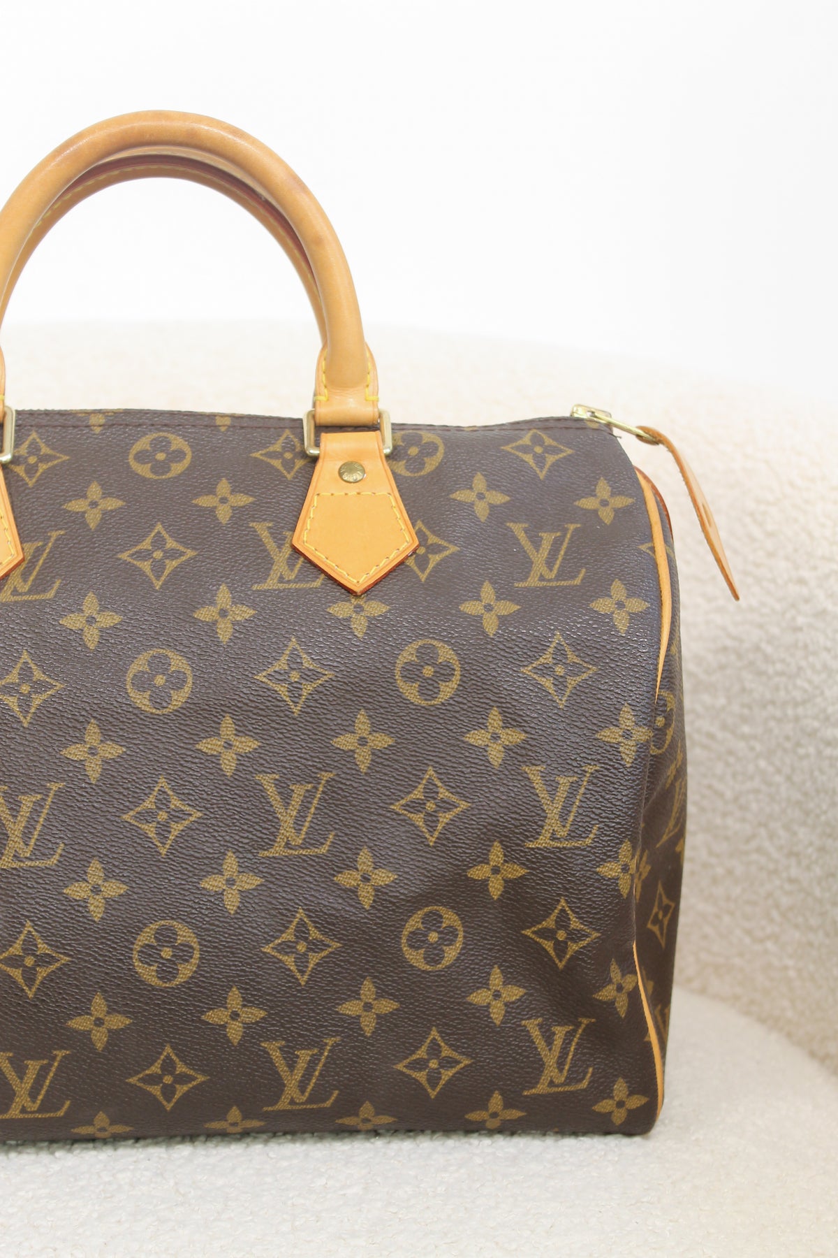 Louis Vuitton Speedy 30