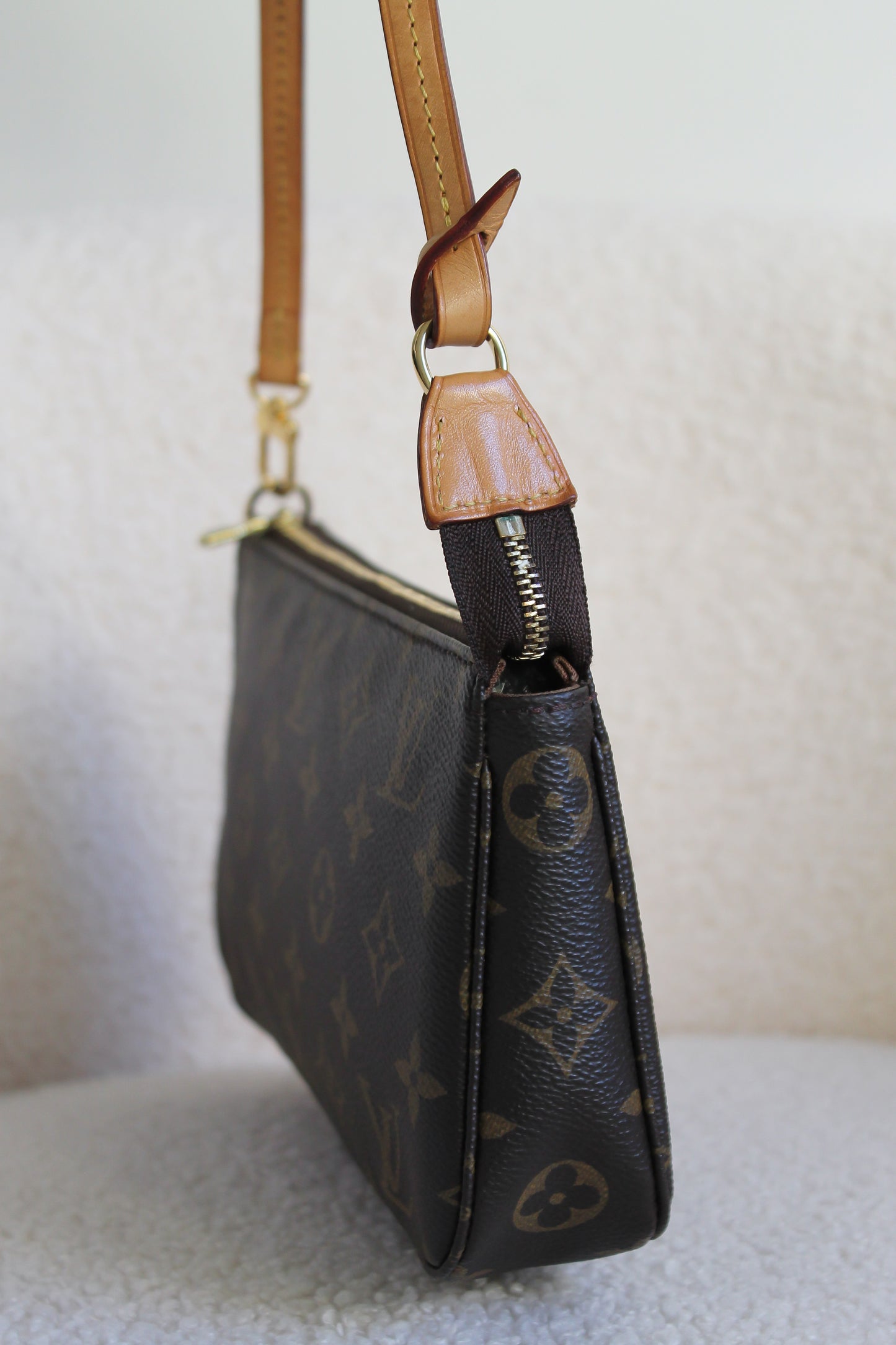 Louis Vuitton Pochette Accessoires NM