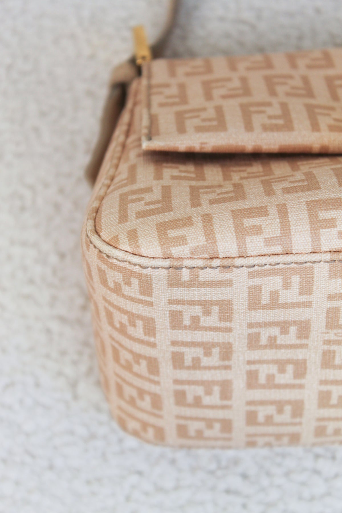 Fendi Pink Zucchino Mamma Baguette Mini