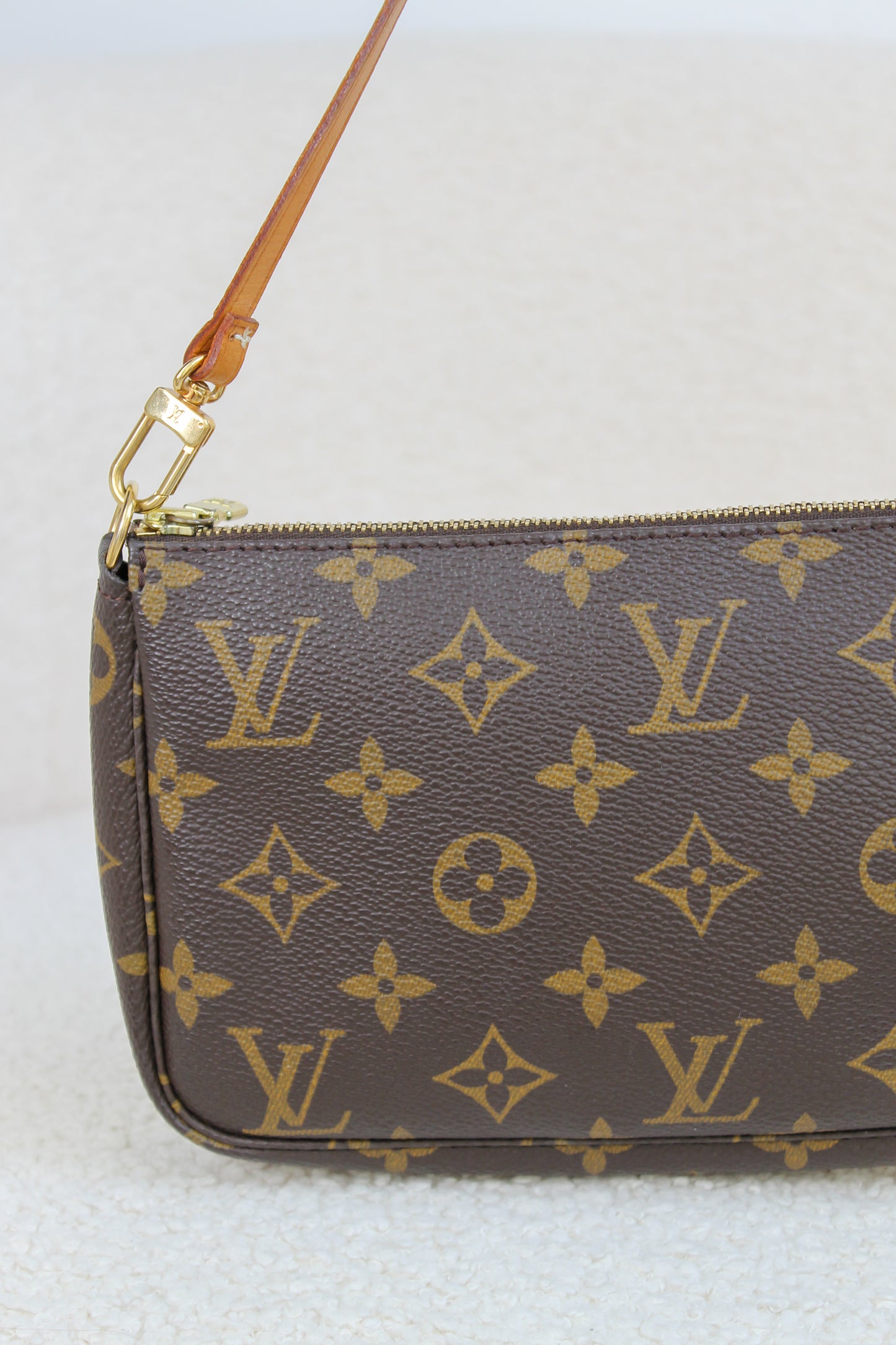Louis Vuitton Pochette Accessoires