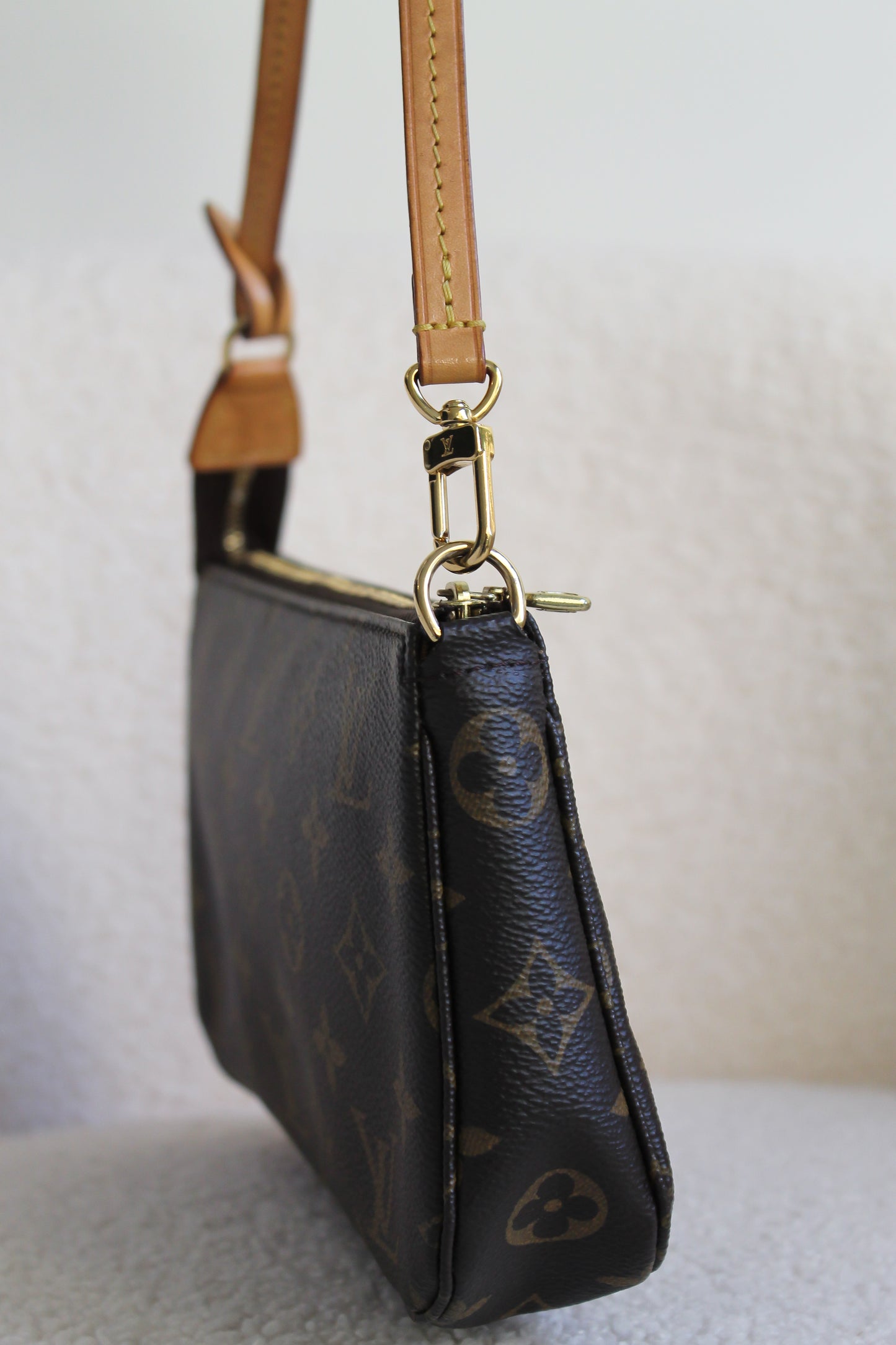 Louis Vuitton Pochette Accessoires NM