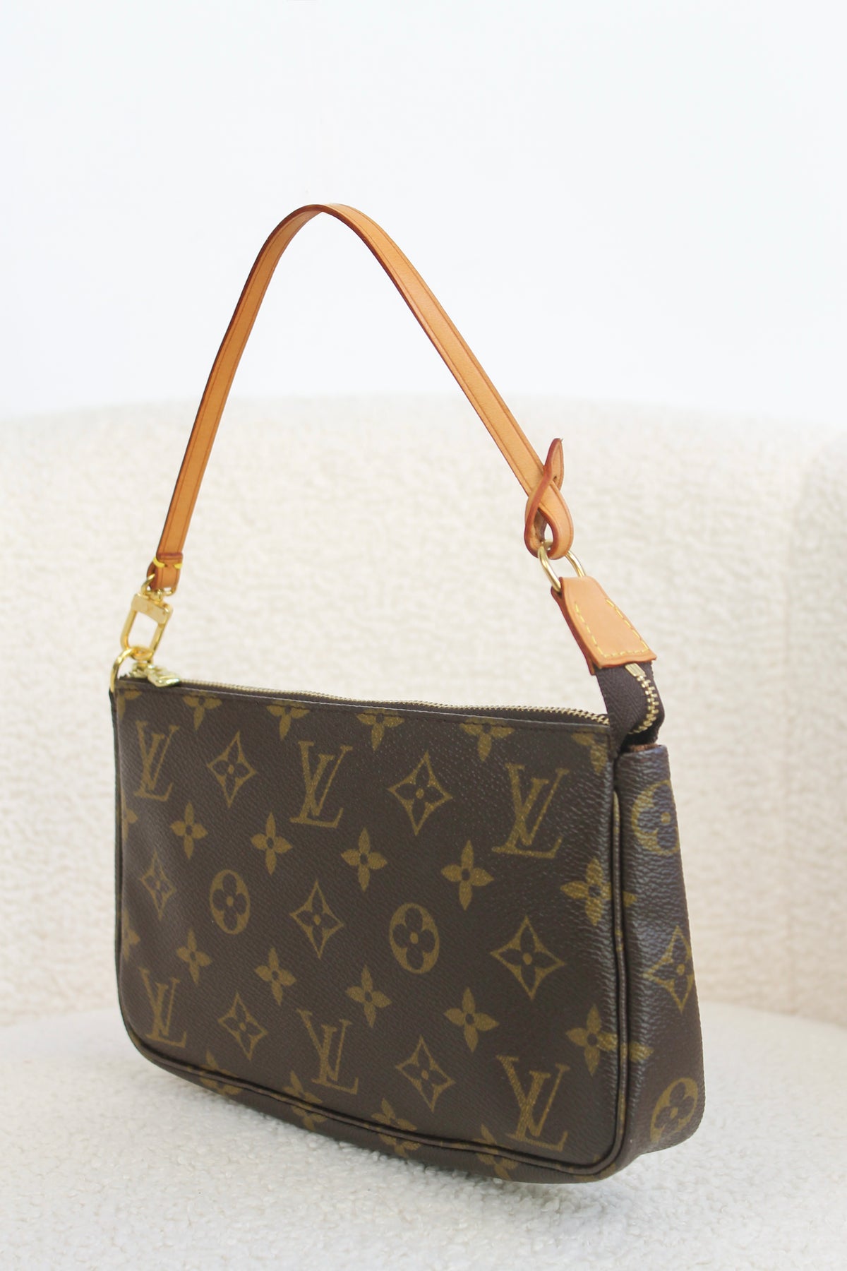 Louis Vuitton Pochette Accessoires