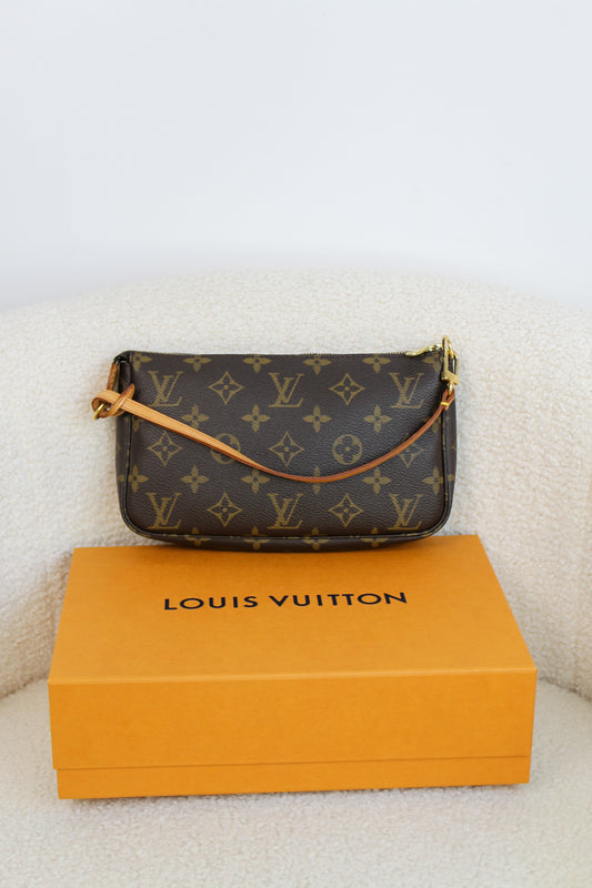 Louis Vuitton Pochette Accessoires