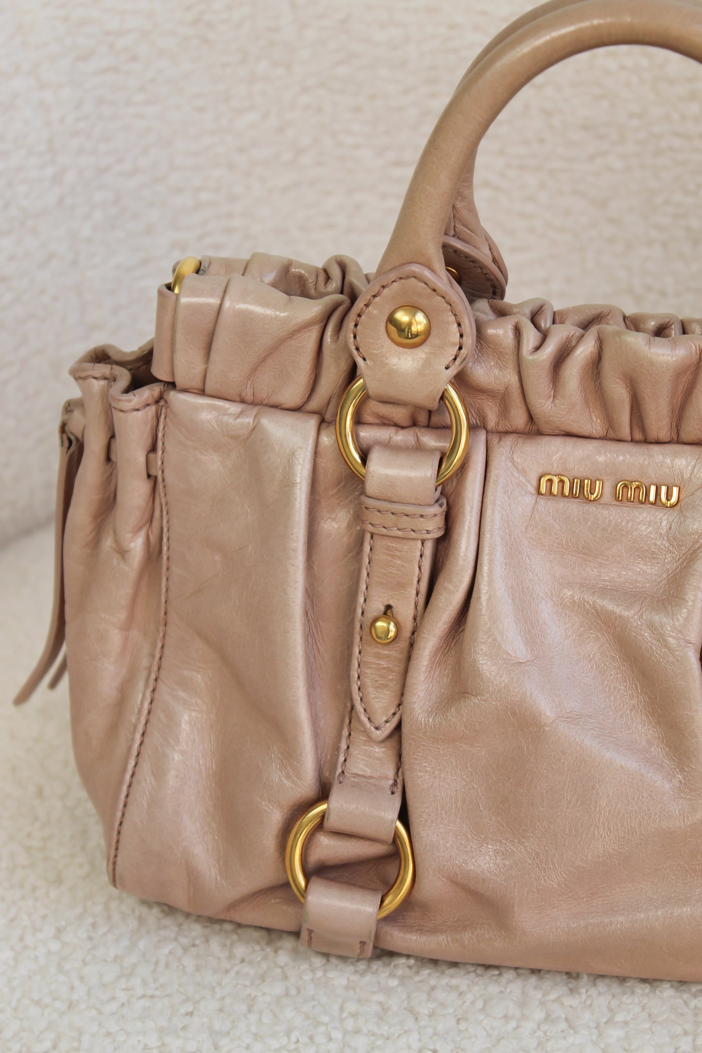Miu Miu Vitello Shine