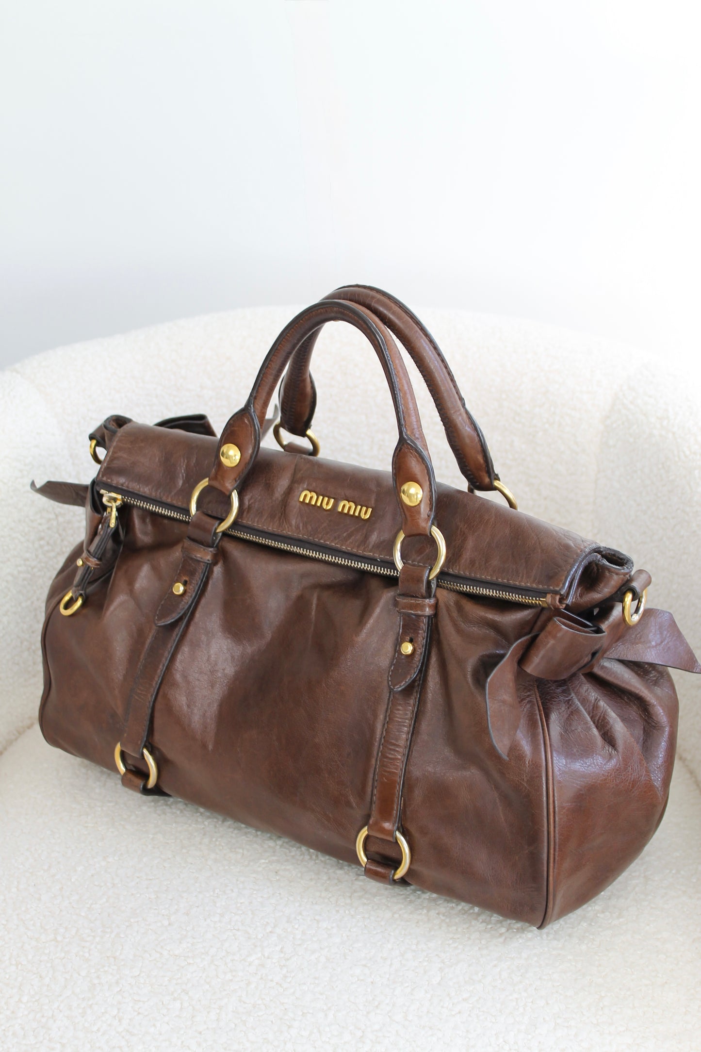 Miu Miu Vitello Shine Bauletto Bow