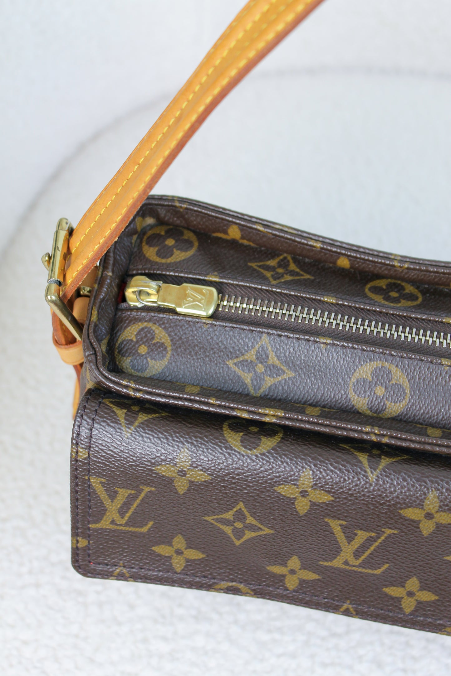 Louis Vuitton Viva Cite MM