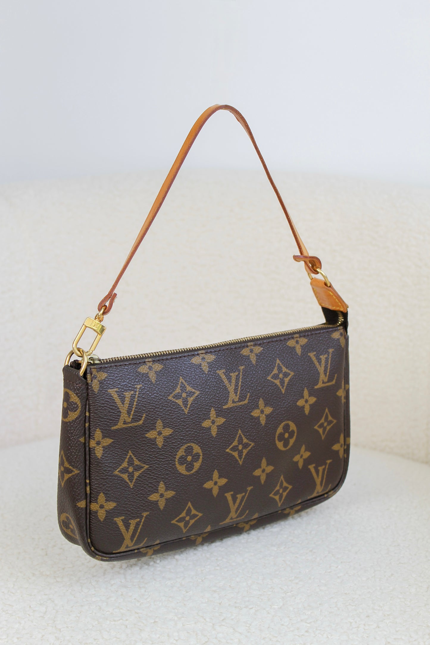 Louis Vuitton Pochette Accessoires