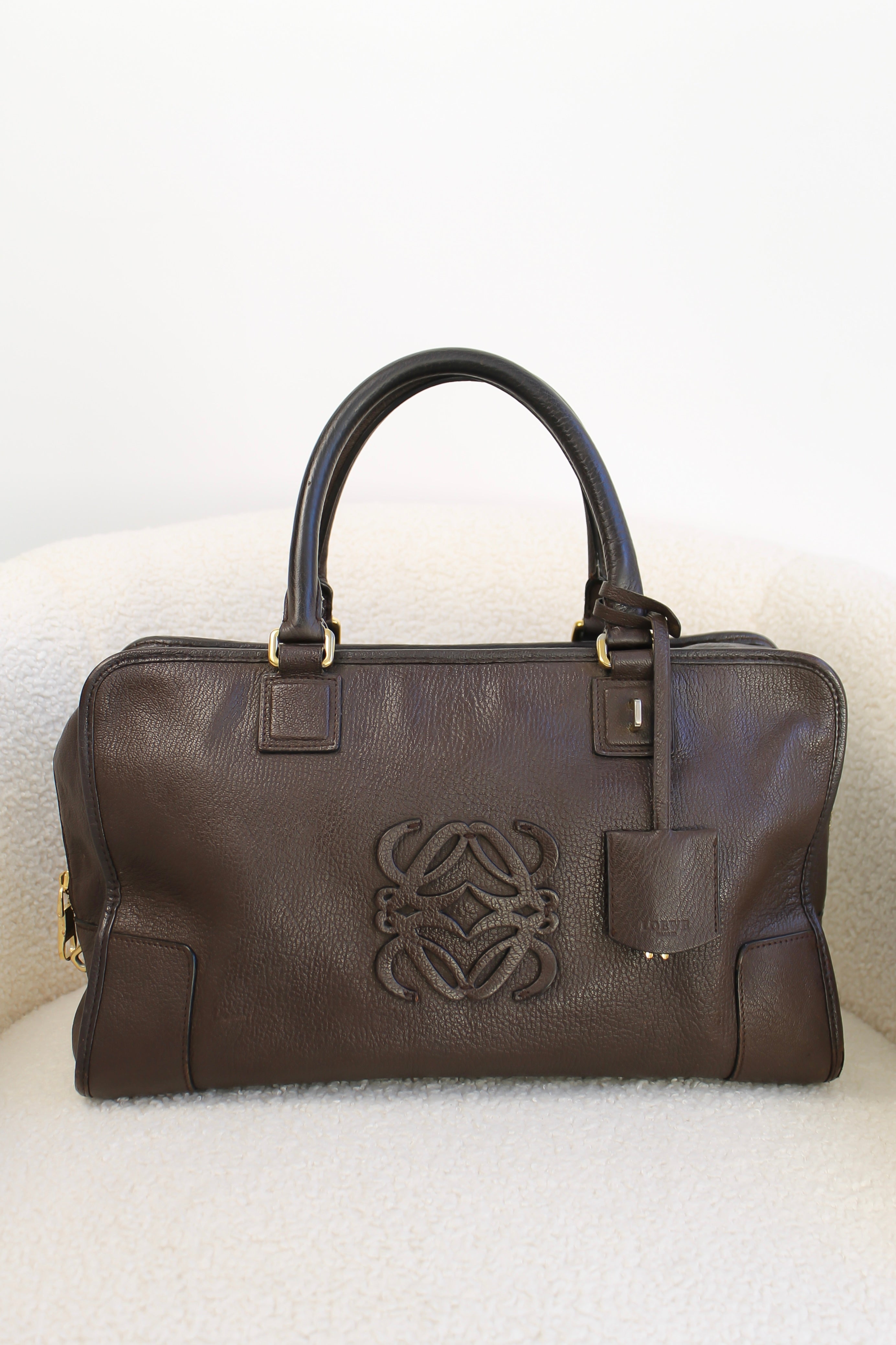 Loewe – L'Archive Bar