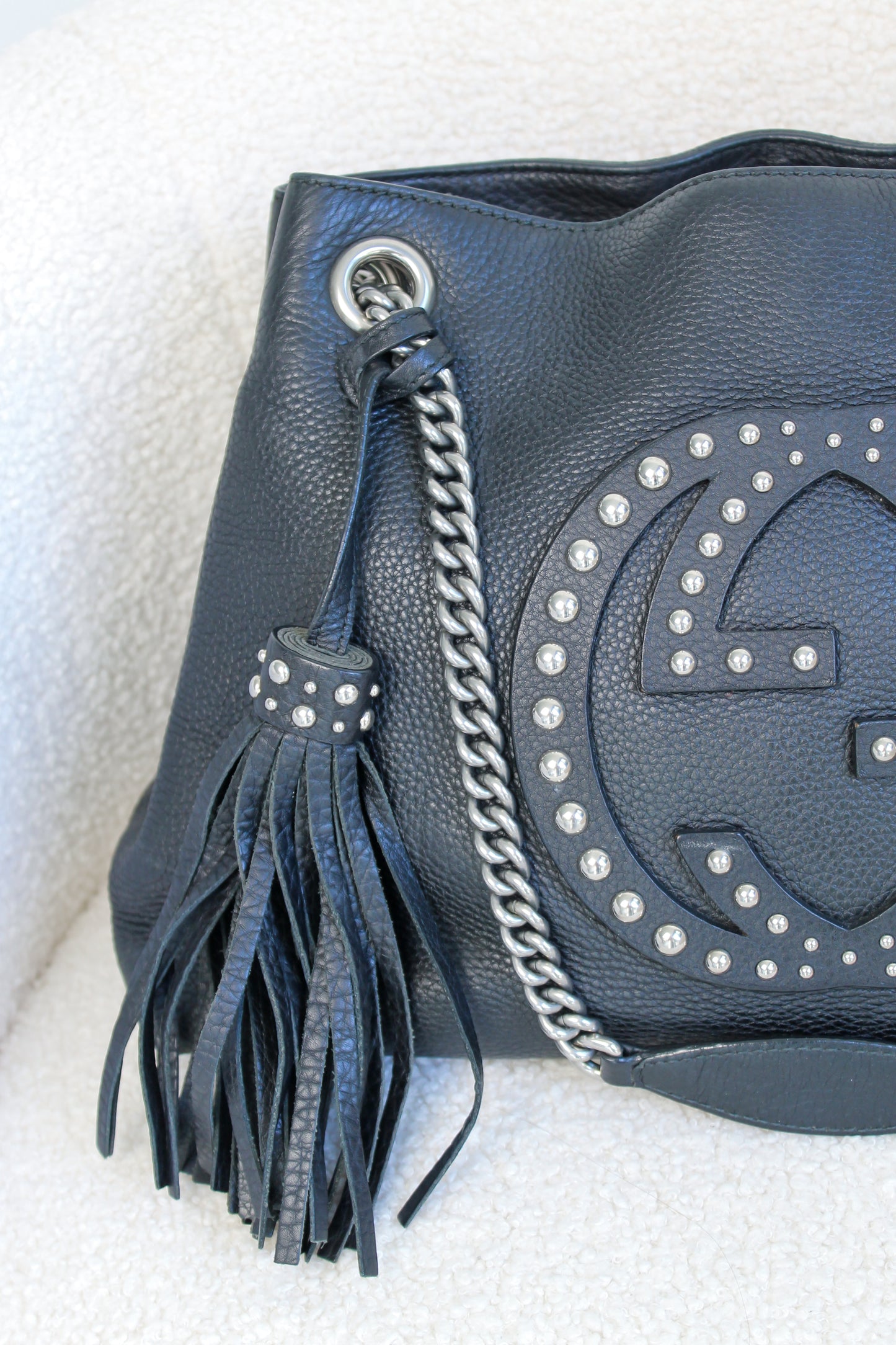 Gucci Studded Medium Soho Chain Shoulder bag