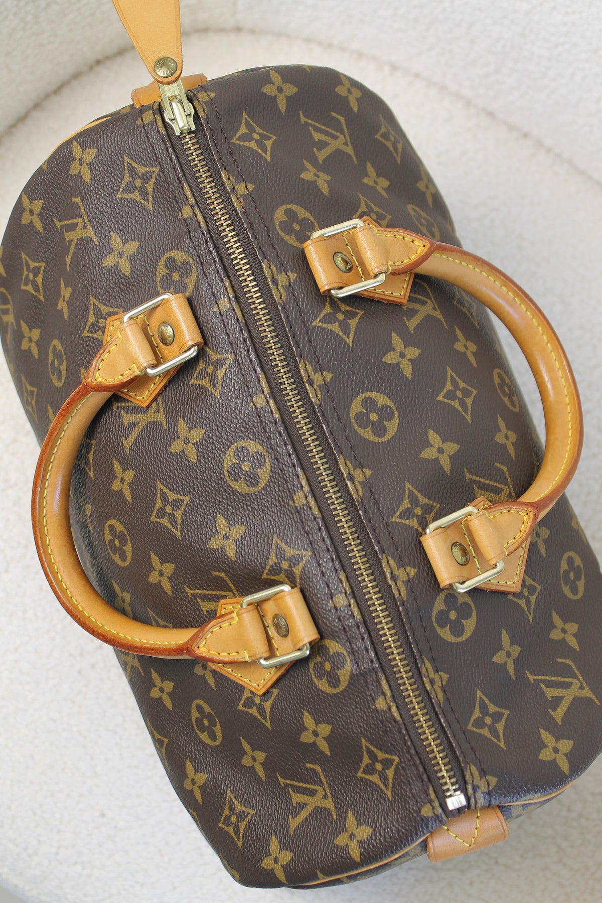 Louis Vuitton Speedy 30