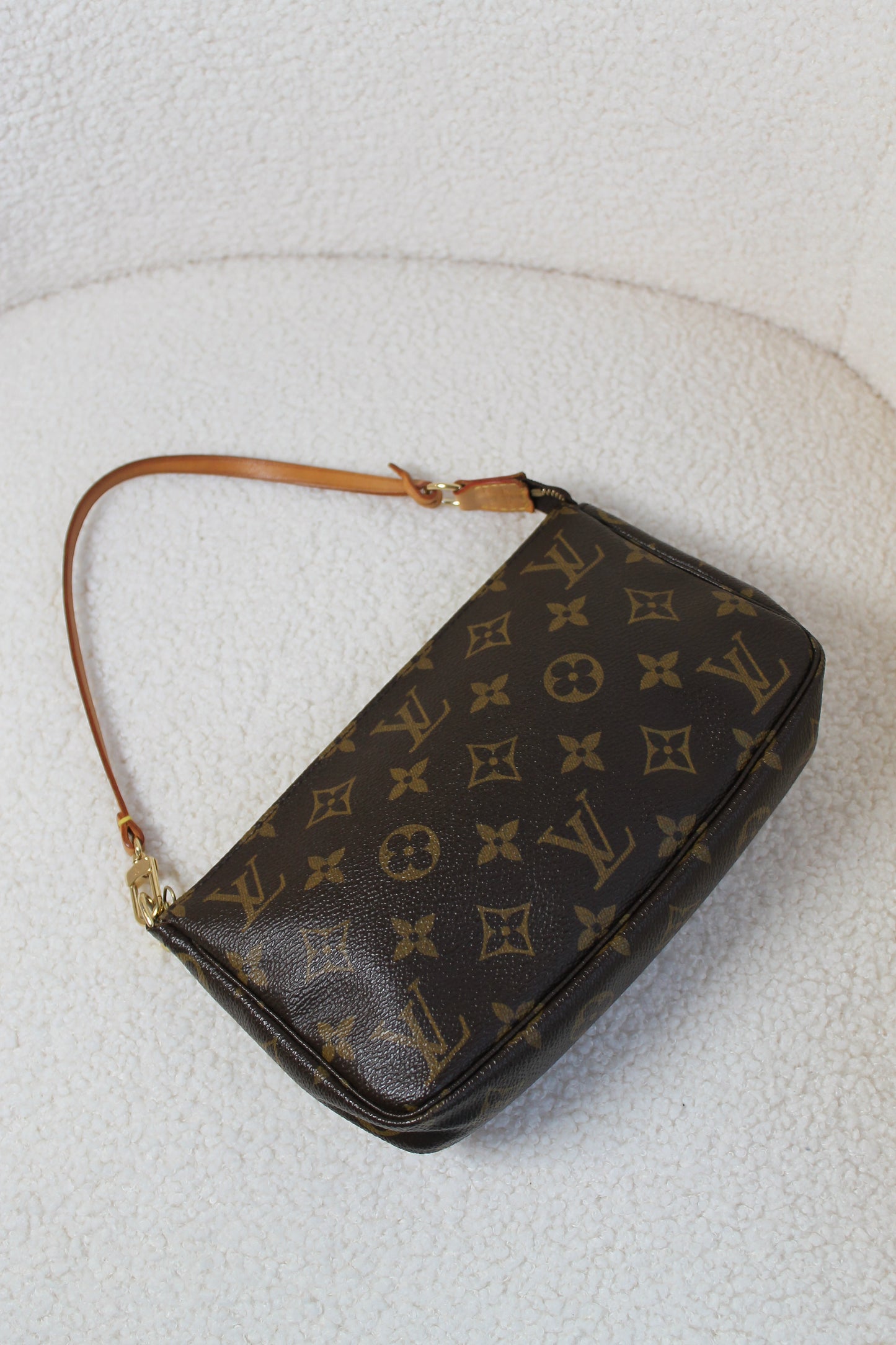 Louis Vuitton Pochette Accessoires