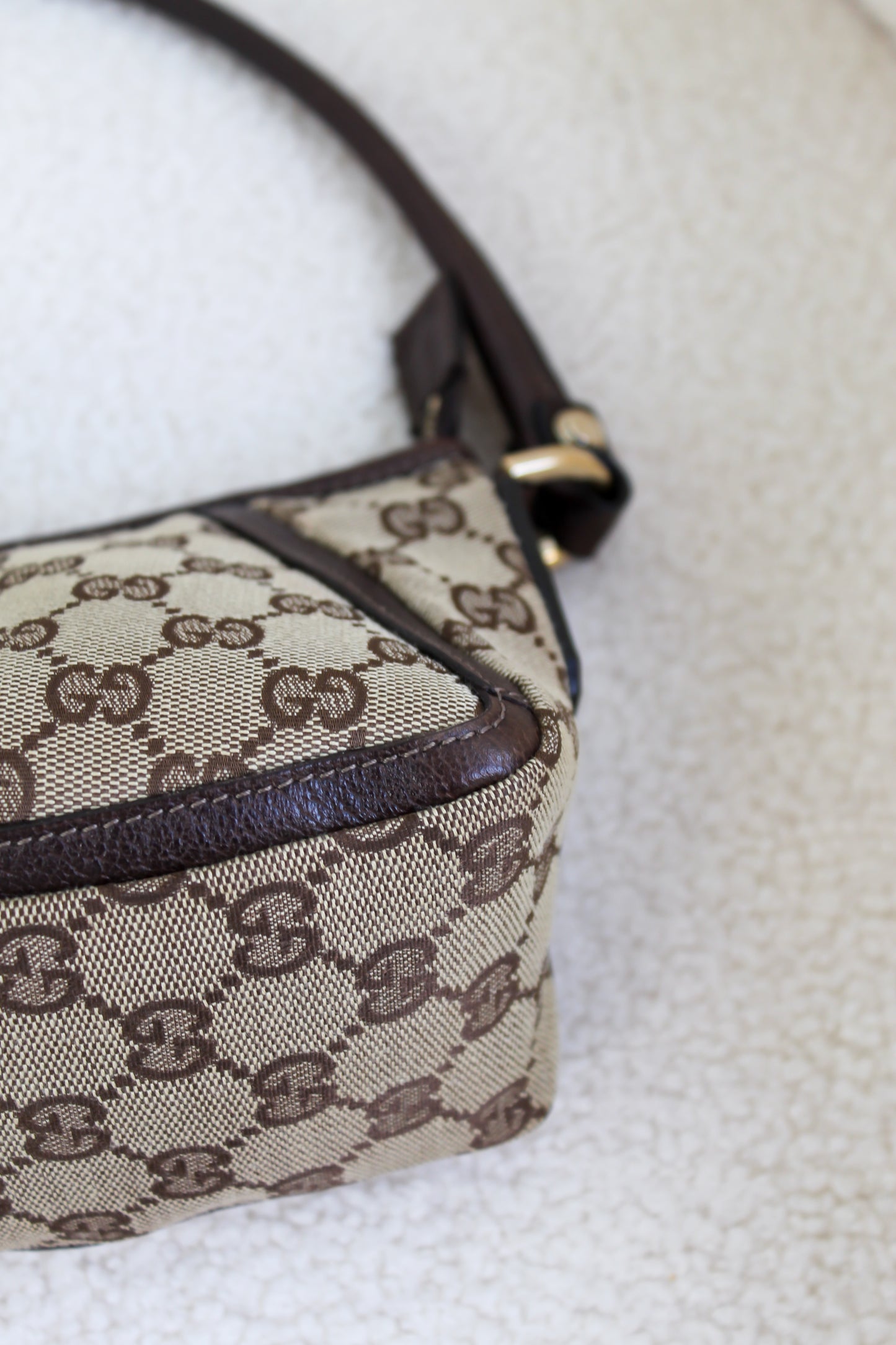 Gucci Mini Abbey D Ring Shoulder Bag