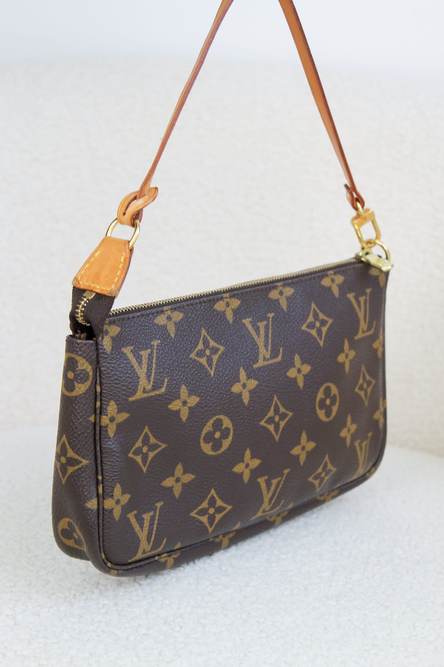 Louis Vuitton Pochette Accessoires