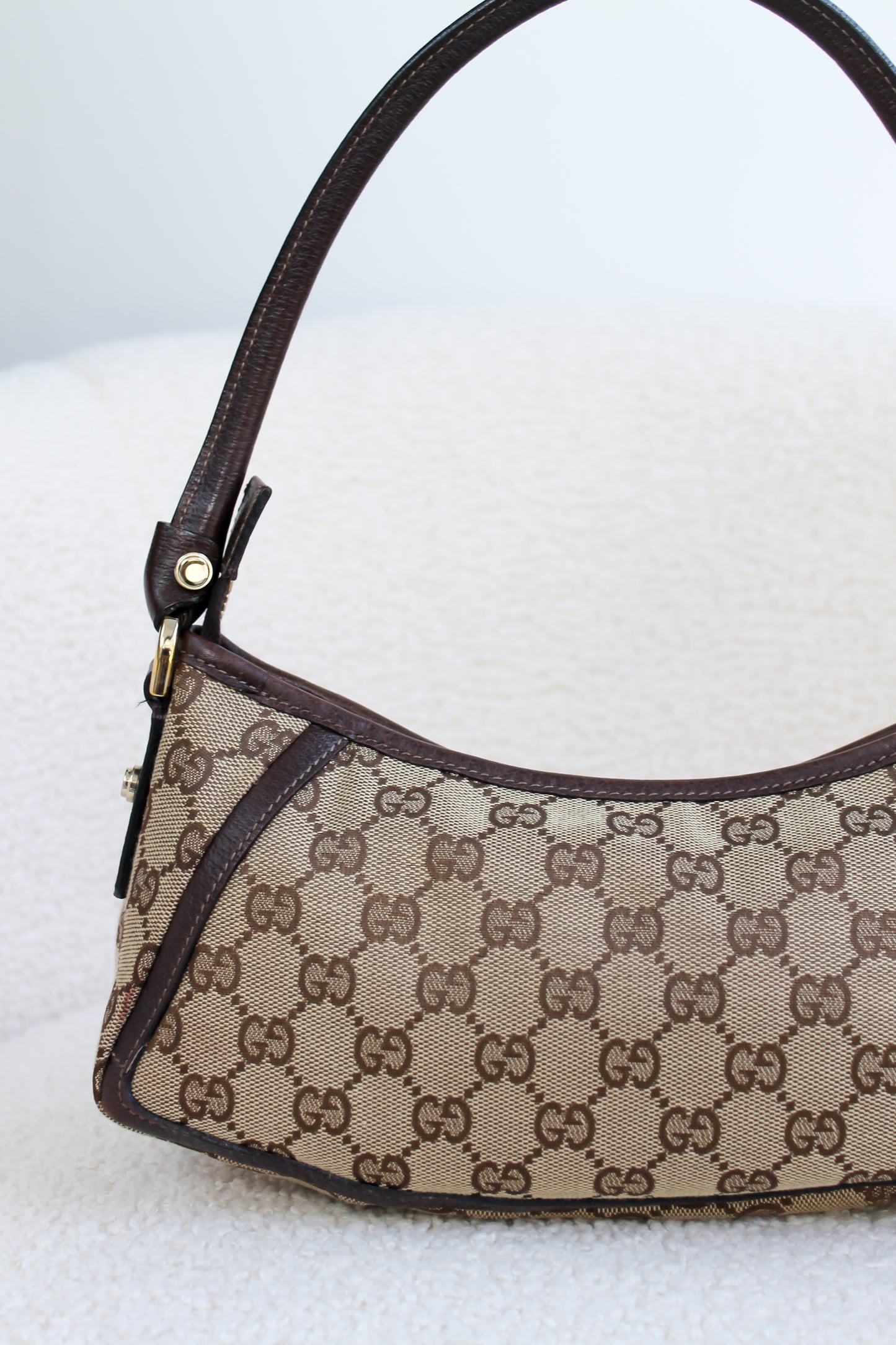 Gucci Mini Abbey D Ring Shoulder Bag