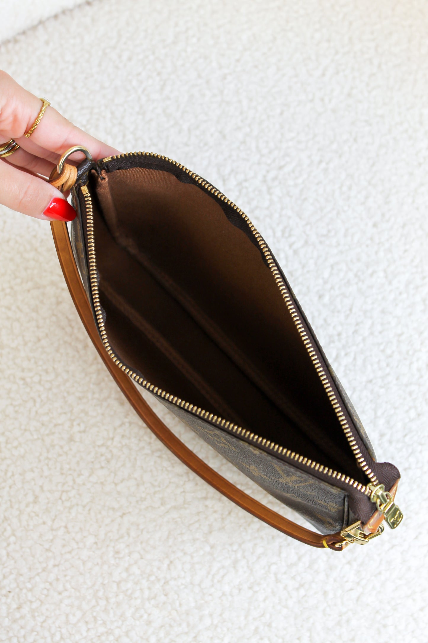 Louis Vuitton Pochette Accessoires