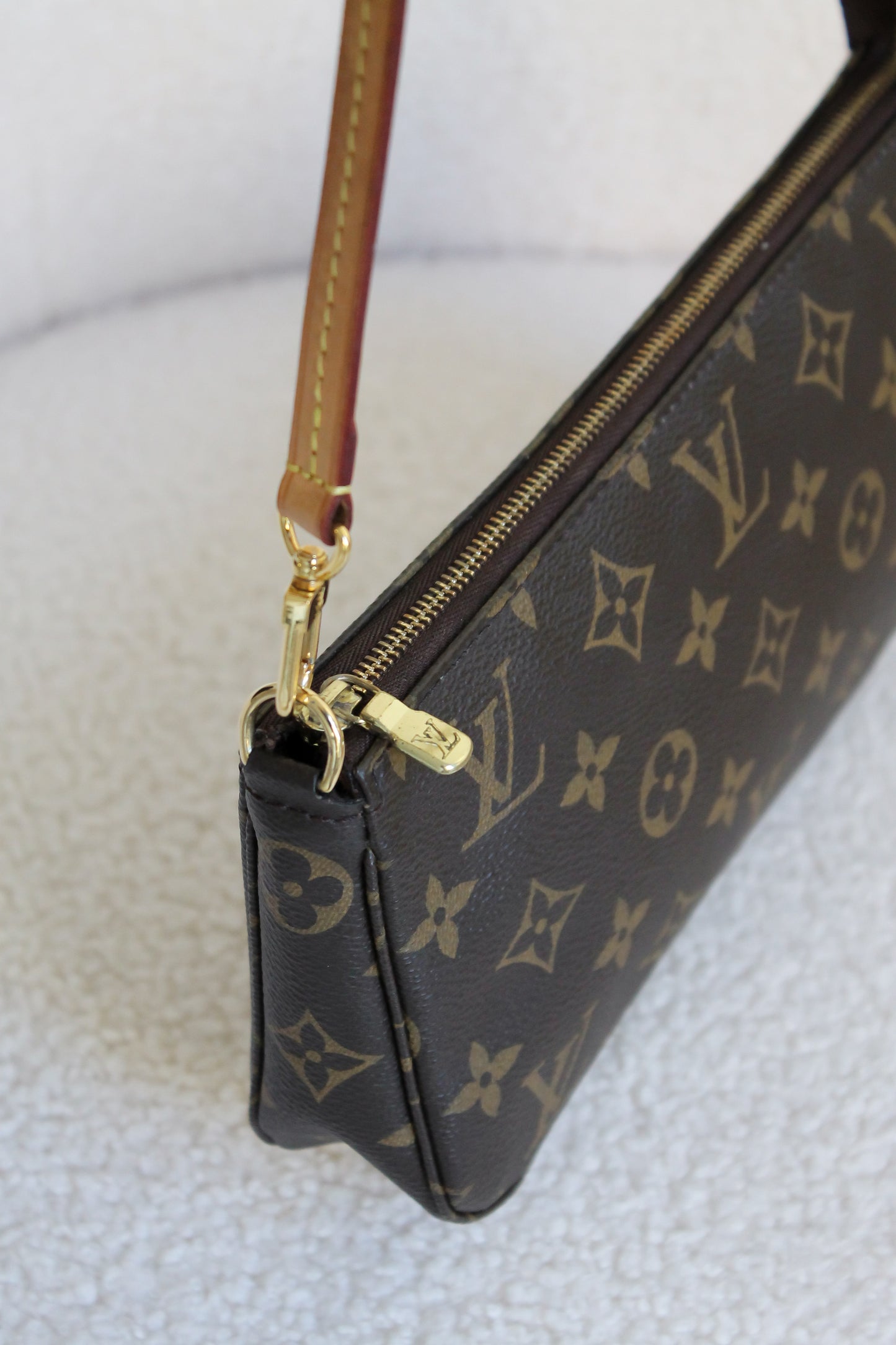 Louis Vuitton Pochette Accessoires NM
