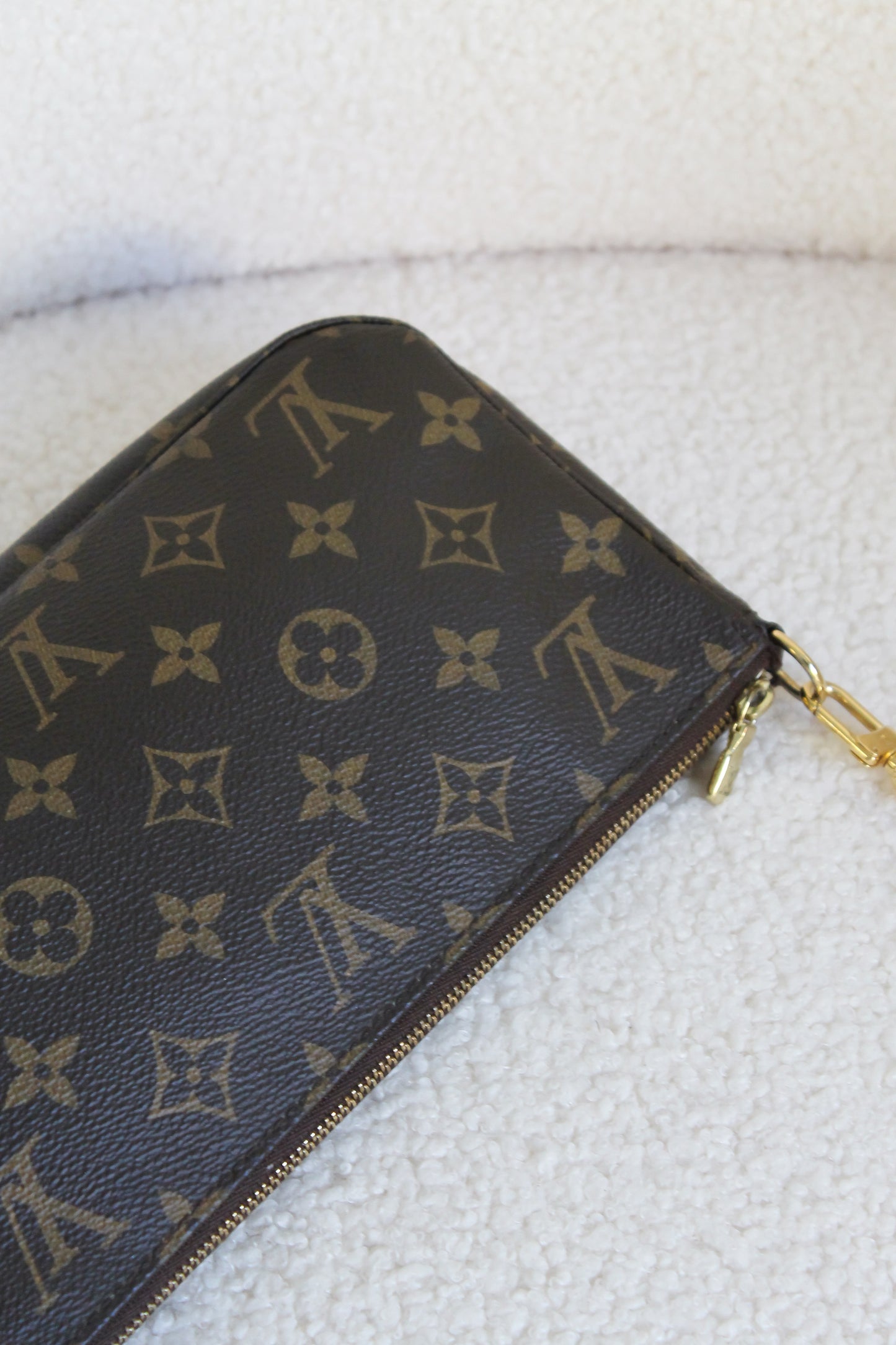 Louis Vuitton Pochette Accessoires NM