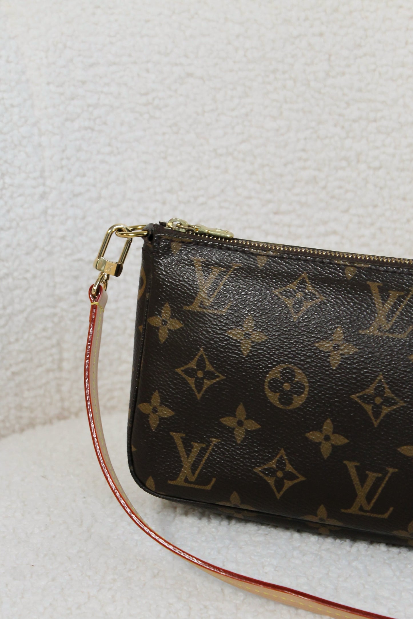 Louis Vuitton Pochette Accessoires NM