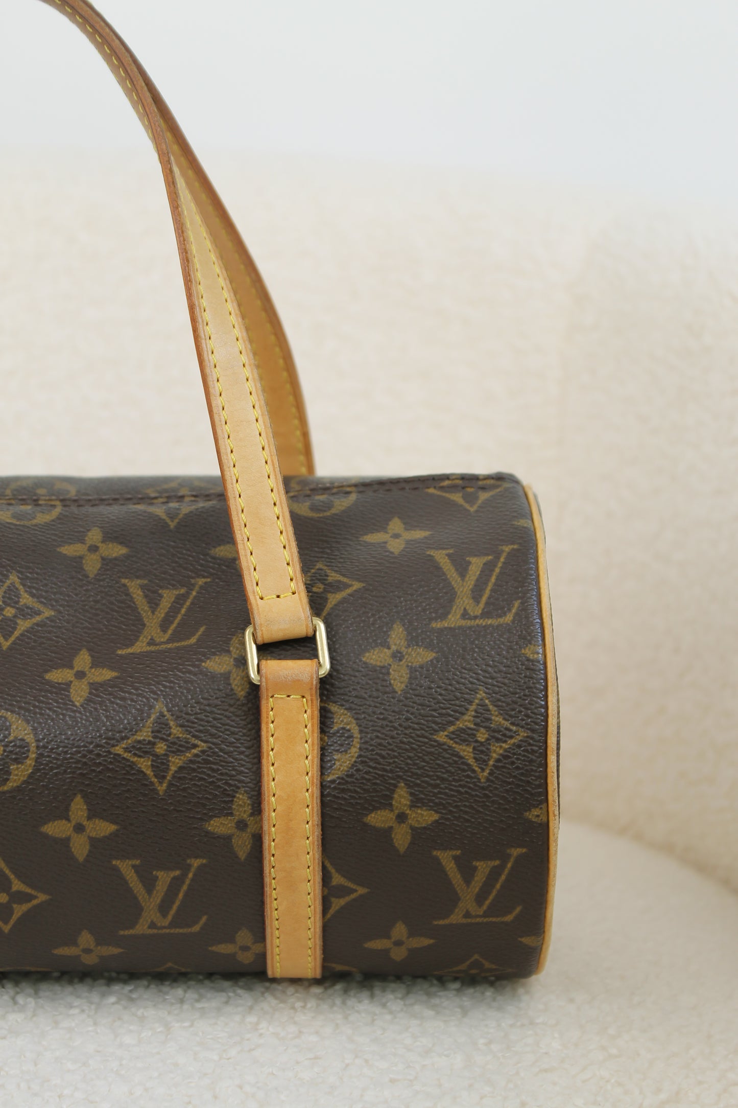 Louis Vuitton Papillon 28