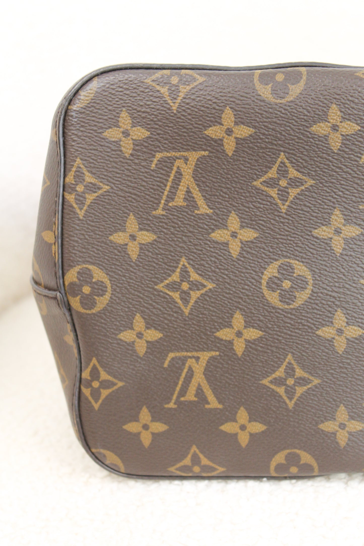 Louis Vuitton NéoNoé MM