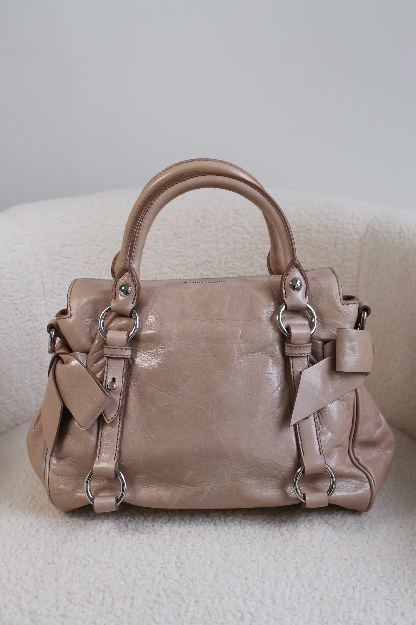Miu Miu Vitello Shine Bauletto Bow