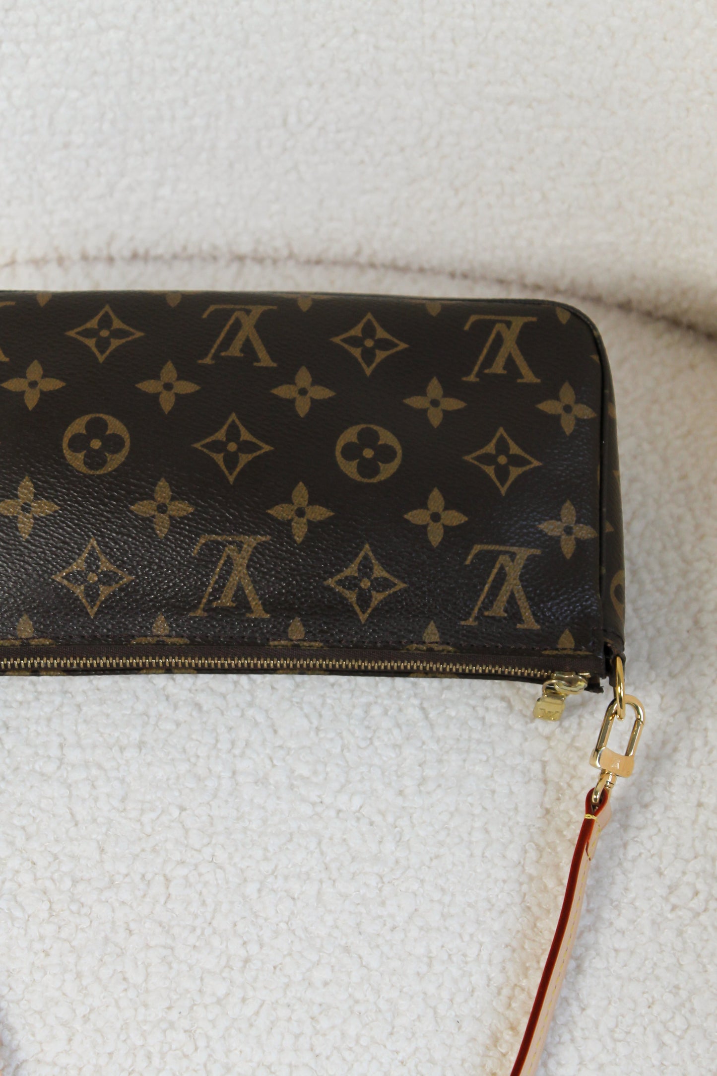 Louis Vuitton Pochette Accessoires NM