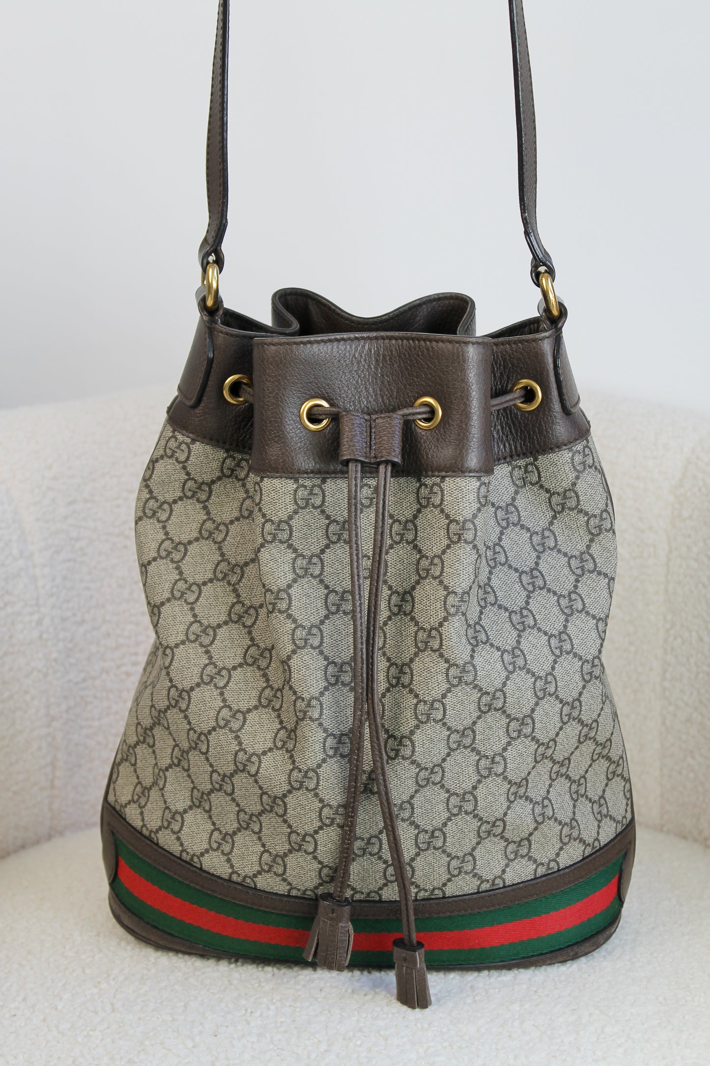 Gucci GG Supreme Bucket