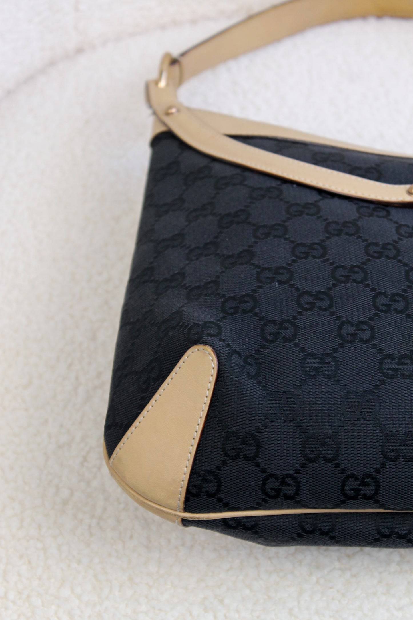 Gucci Horsebit Black Canvas Shoulder bag