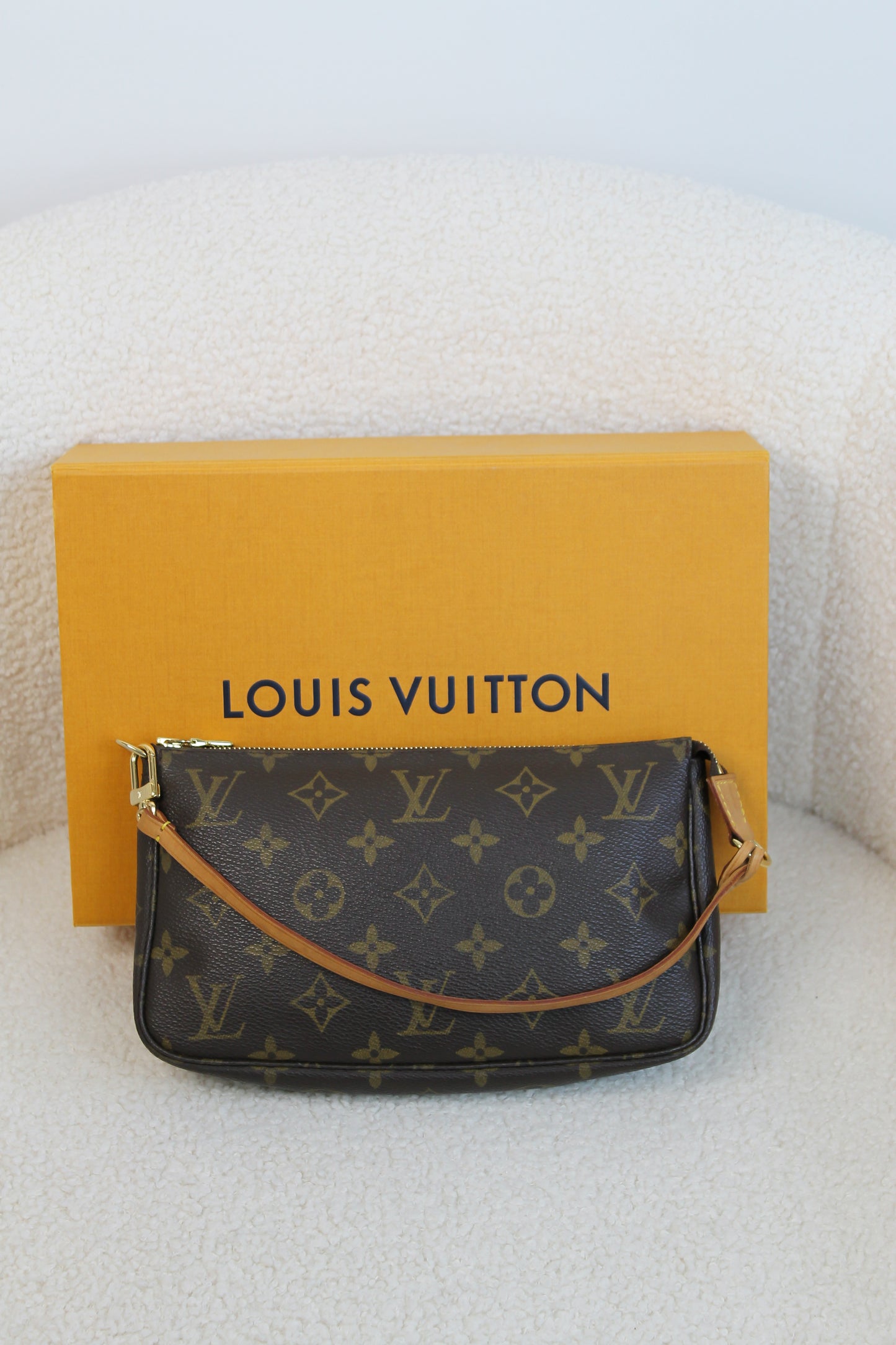 Louis Vuitton Pochette Accessoires