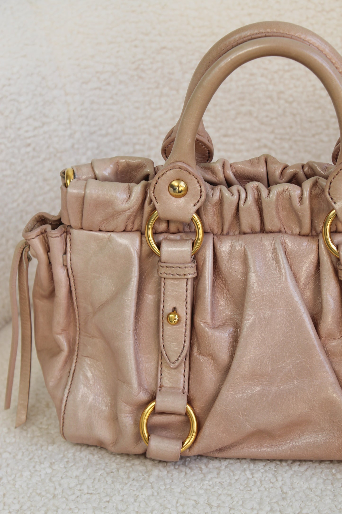 Miu Miu Vitello Shine