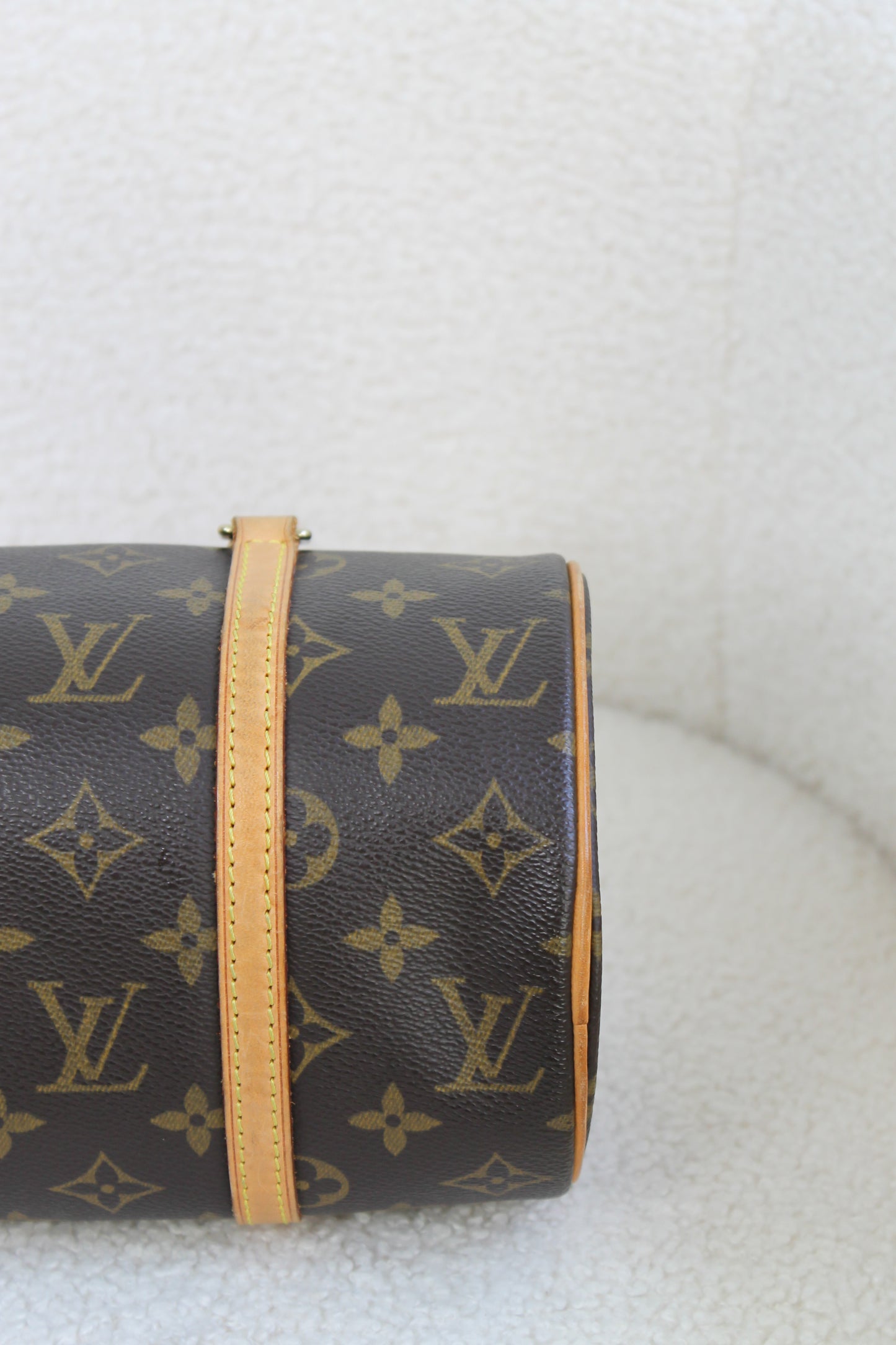 Louis Vuitton Papillon 28