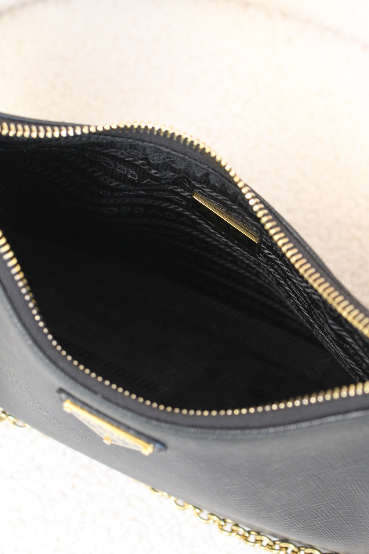 Prada Re-Edition 2005 Shoulder Bag