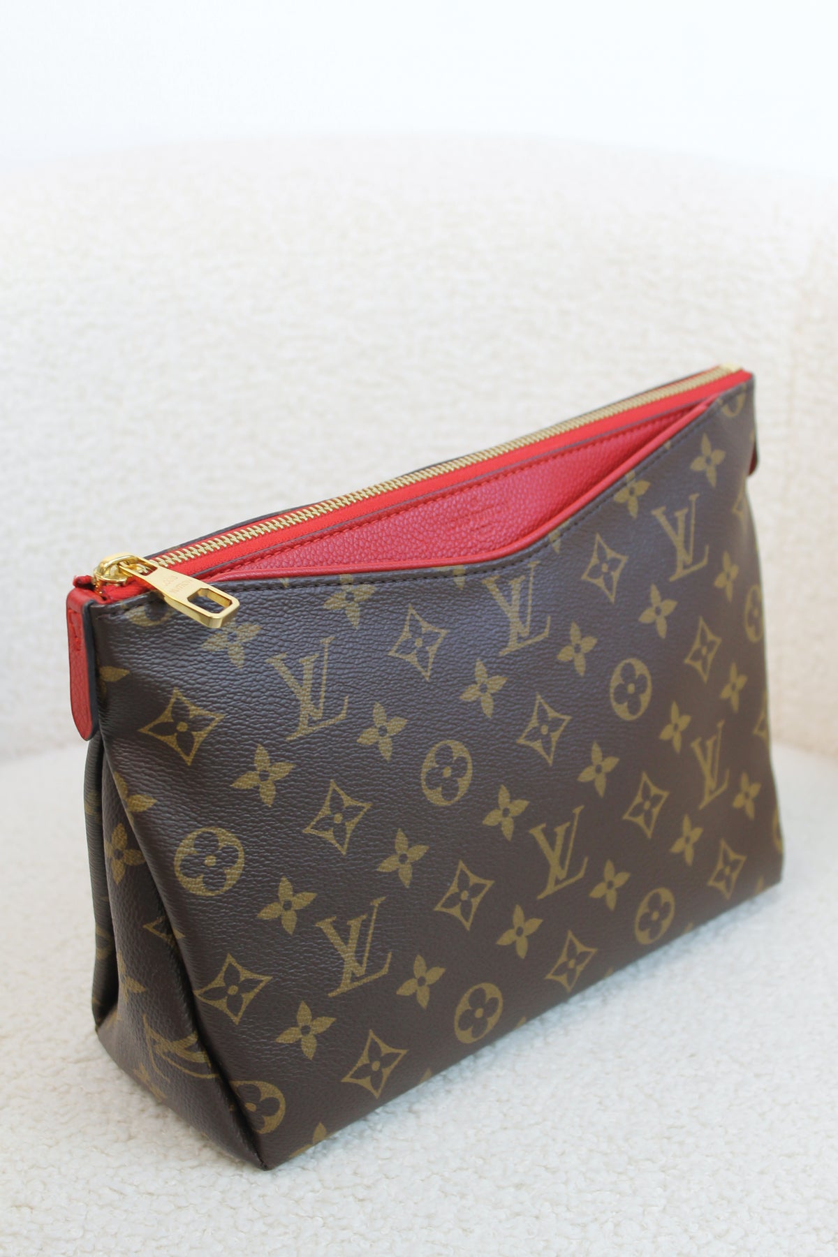 Louis Vuitton Pallas Pouch