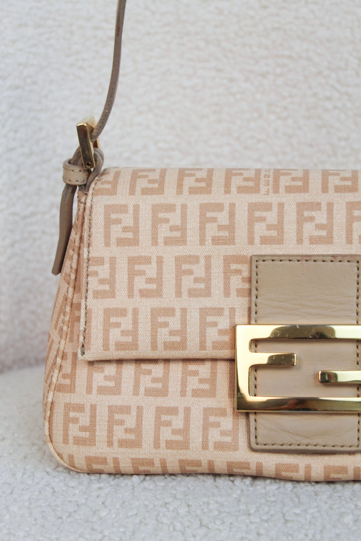Fendi Pink Zucchino Mamma Baguette Mini