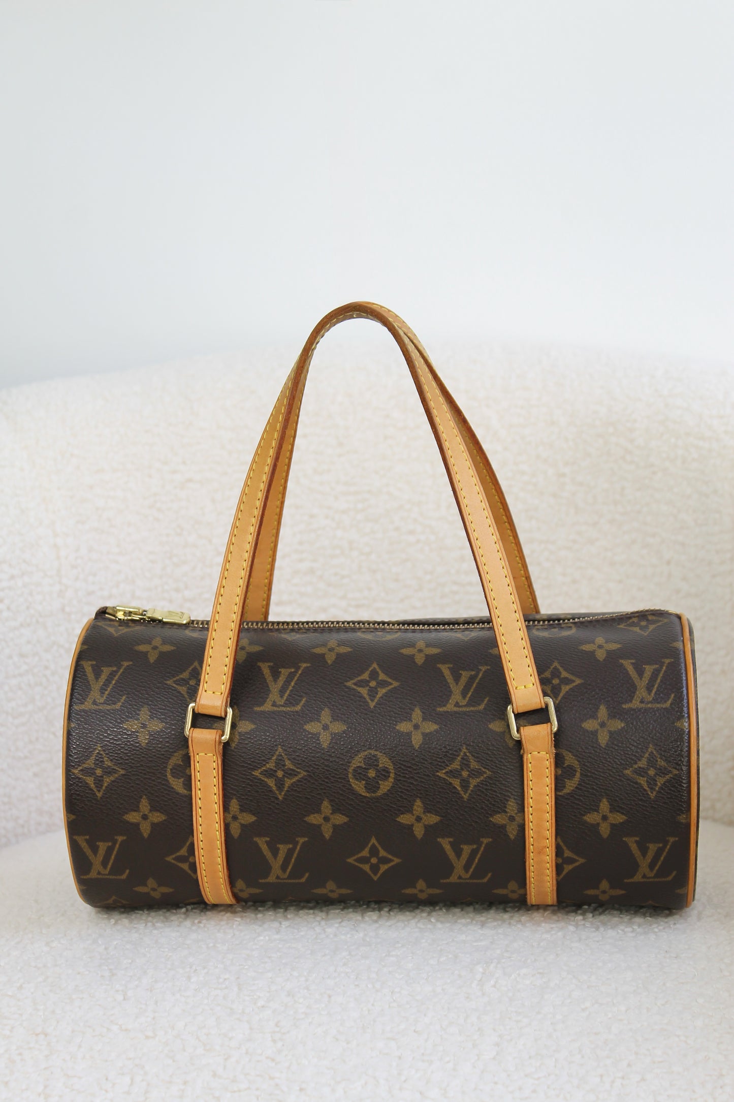 Louis Vuitton Papillon 28