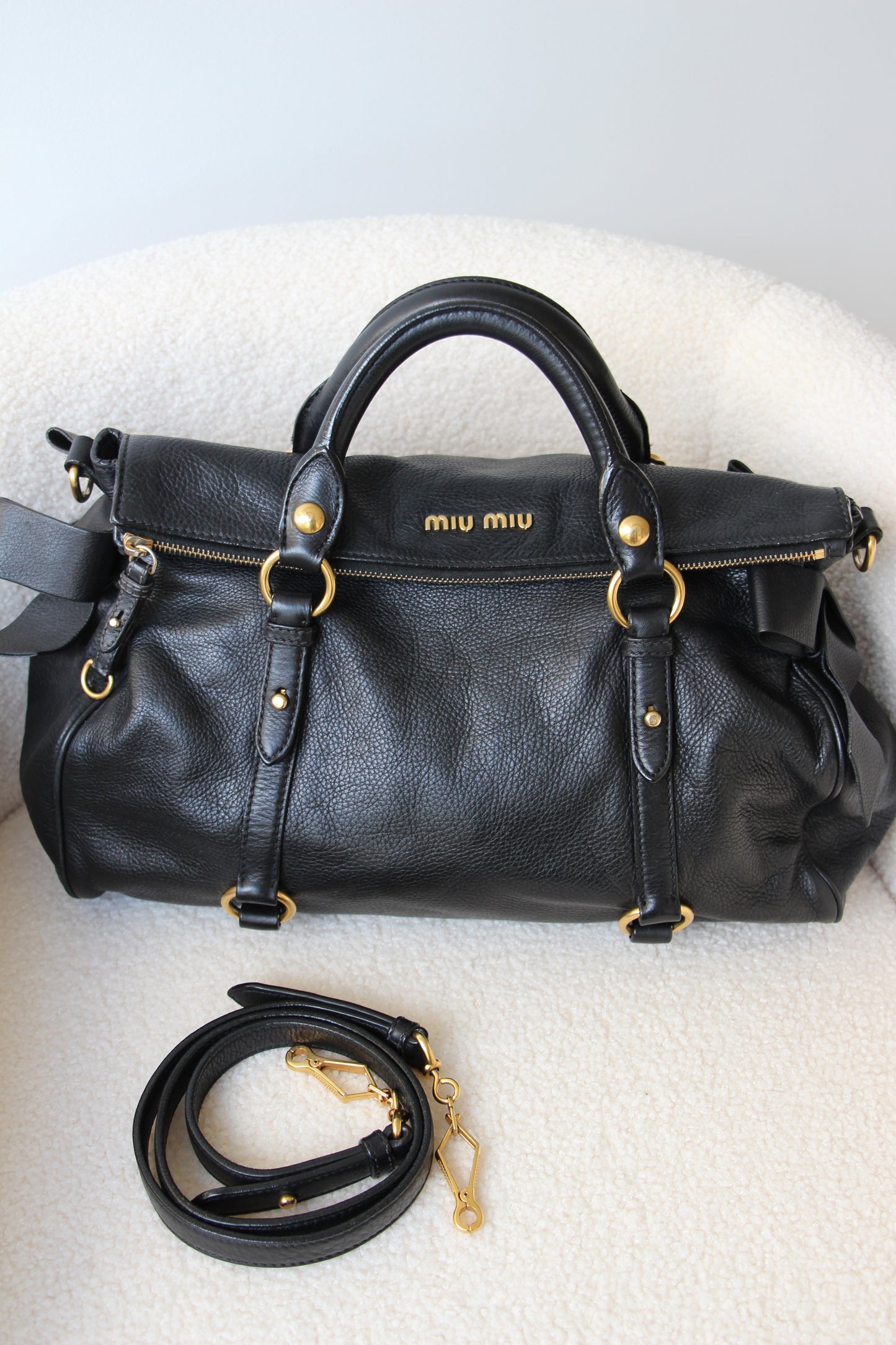 Miu Miu Vitello Lux Bow